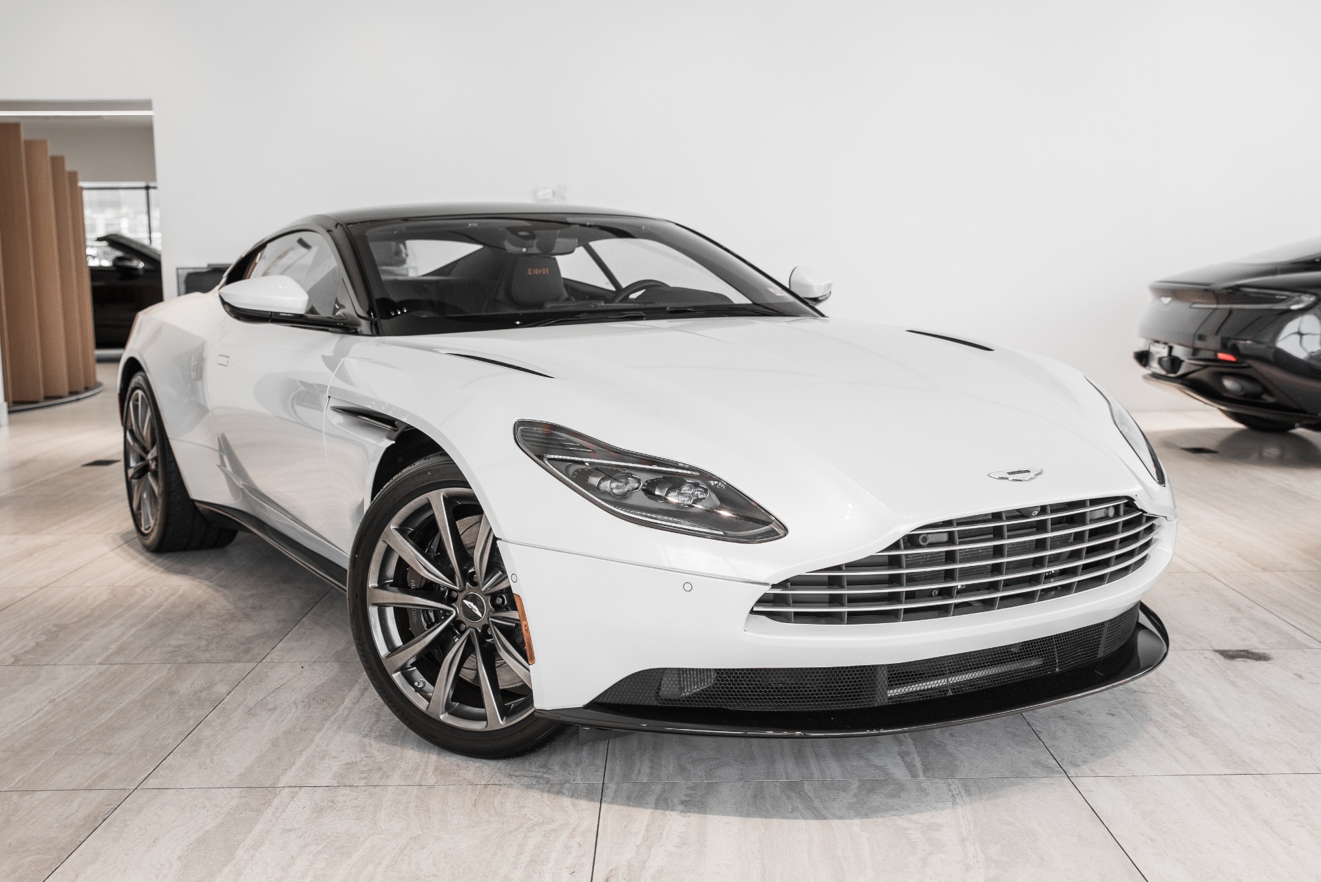 Used 2018 Aston Martin DB11 V8 | Vienna, VA