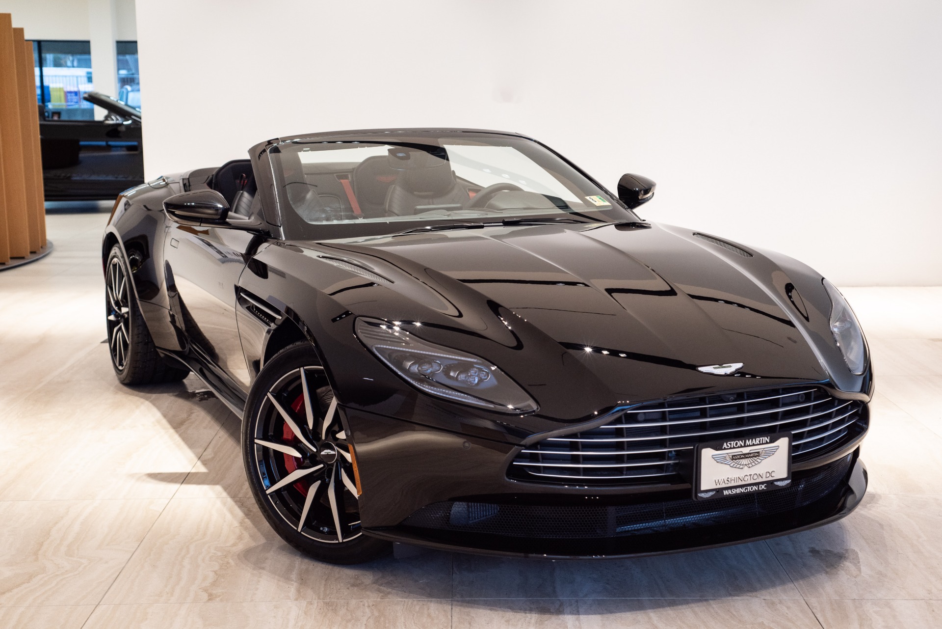 New 2019 Aston Martin DB11 Volante | Vienna, VA