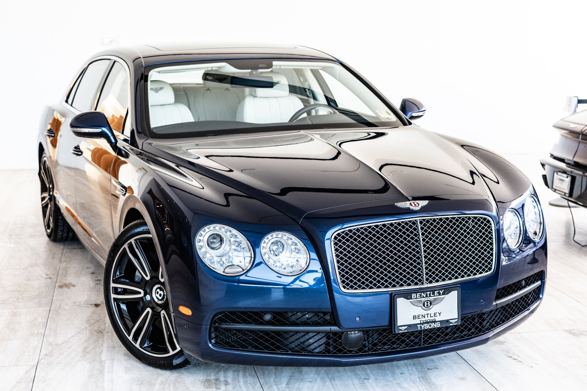 Used 2015 Bentley Flying Spur V8 | Vienna, VA