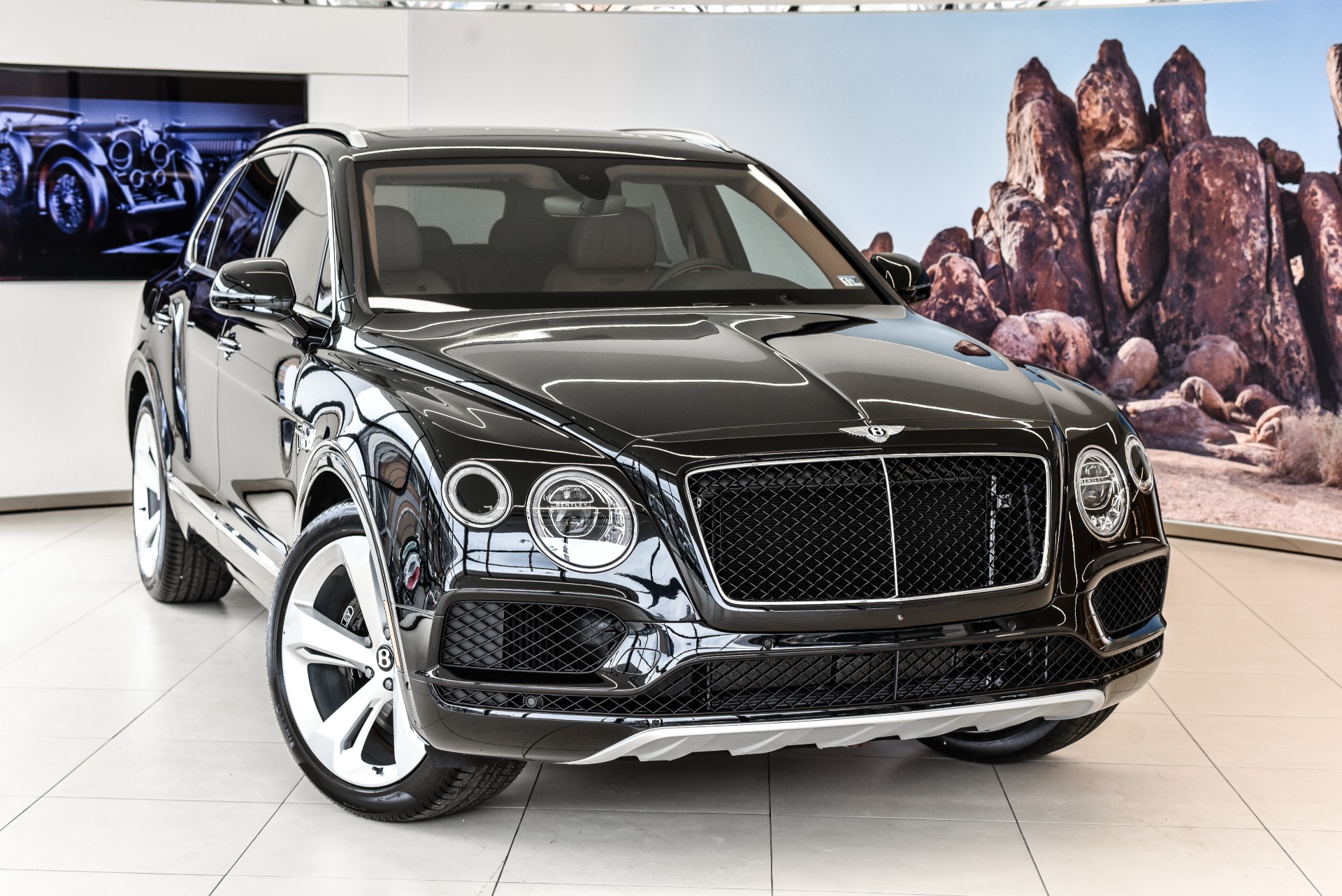 New 2019 Bentley BENTAYGA V8 | Vienna, VA