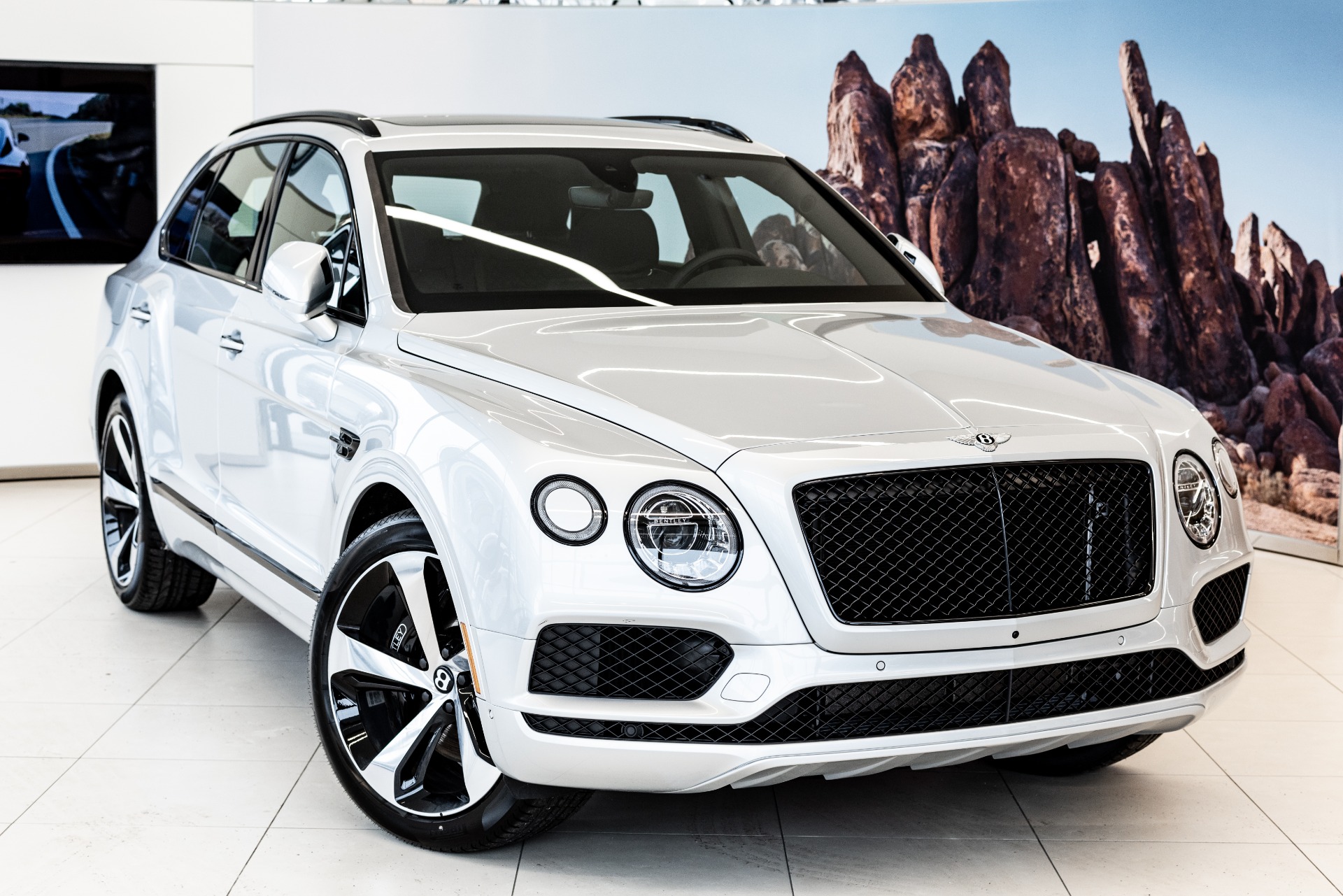 New 2019 Bentley Bentayga V8 | Vienna, VA