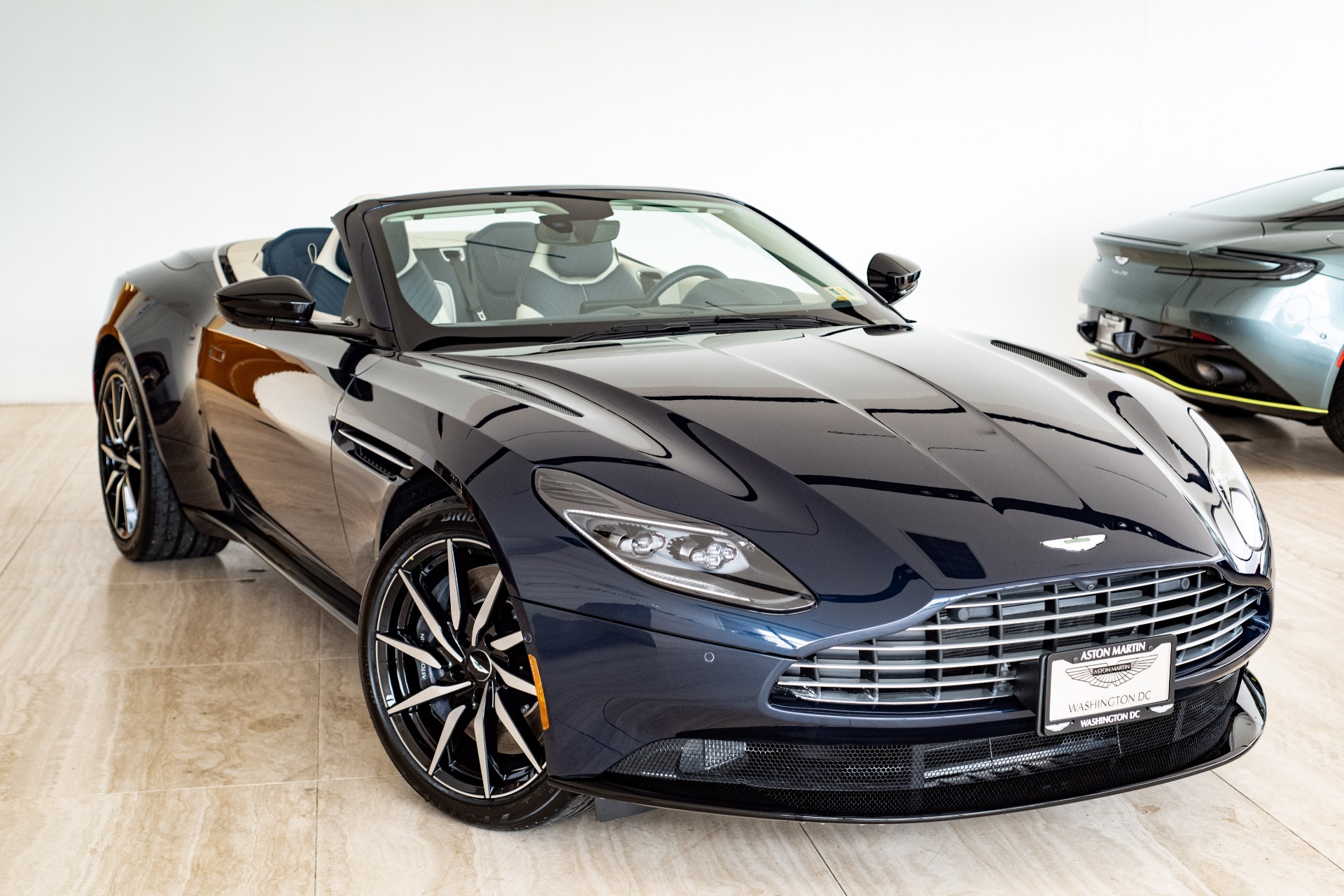 New 2019 Aston Martin DB11 Volante | Vienna, VA