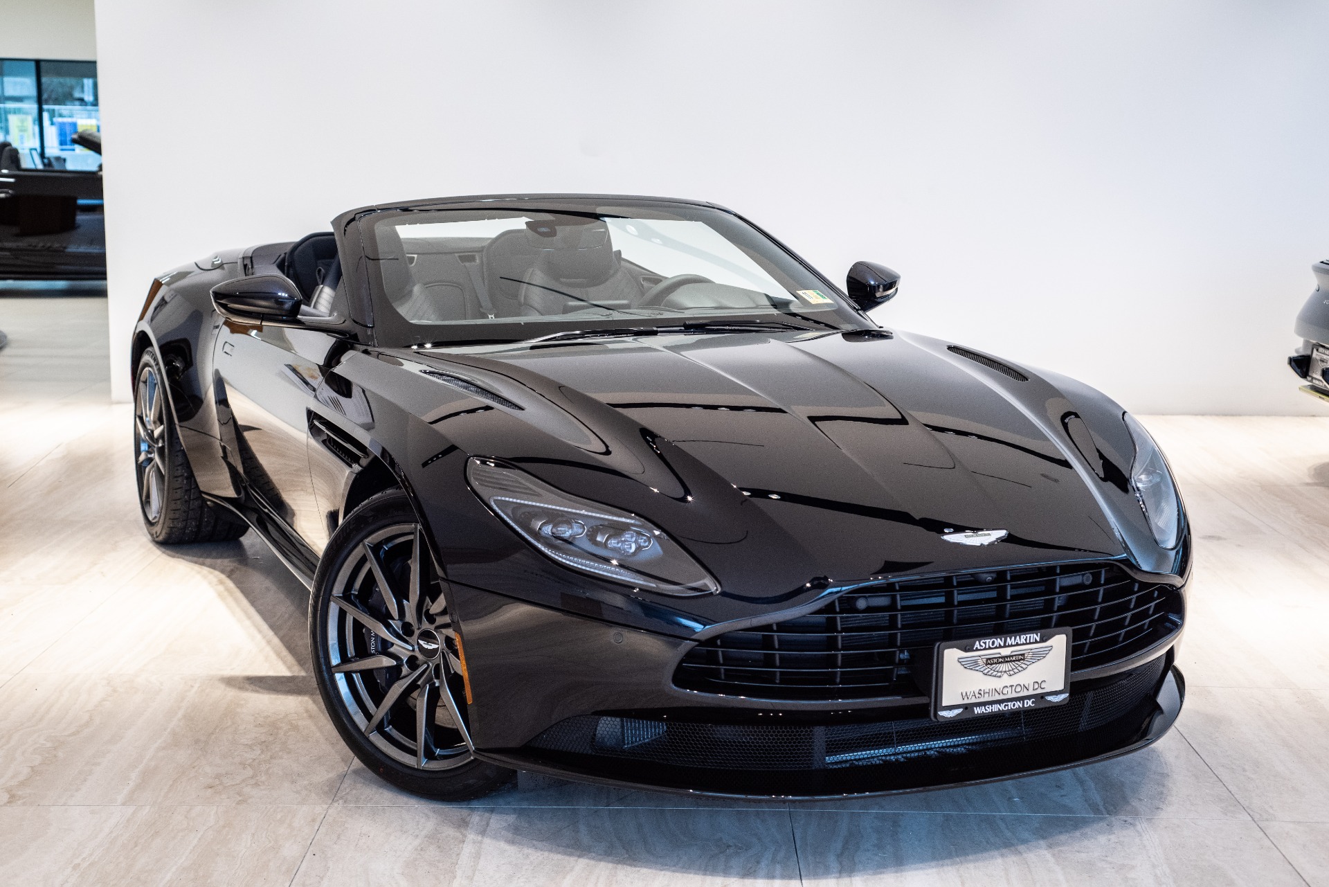 New 2019 Aston Martin DB11 Volante | Vienna, VA