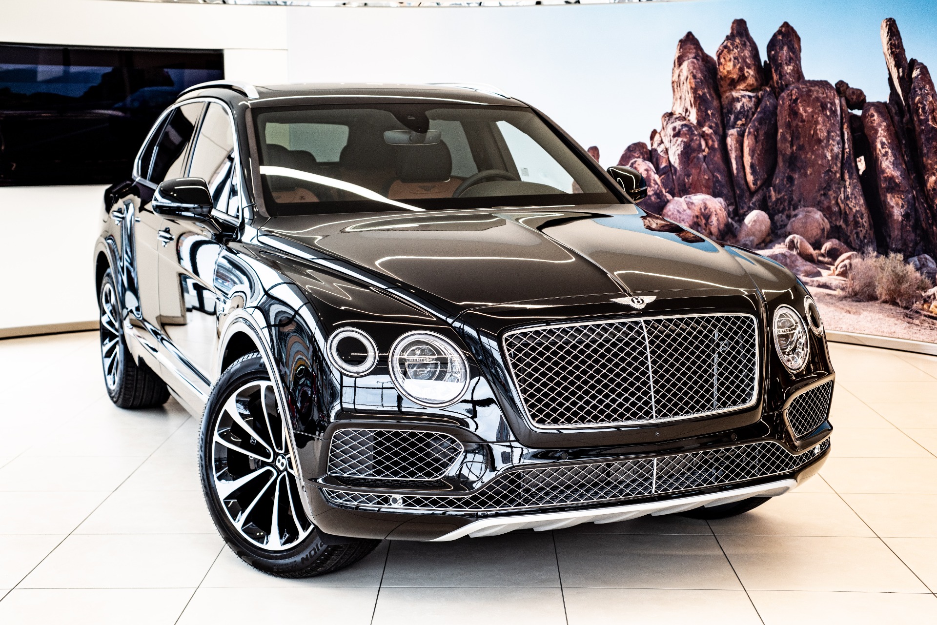 New 2019 Bentley Bentayga V8 | Vienna, VA