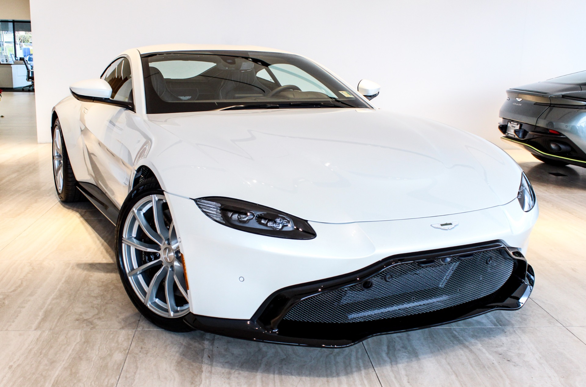 New 2019 Aston Martin Vantage | Vienna, VA