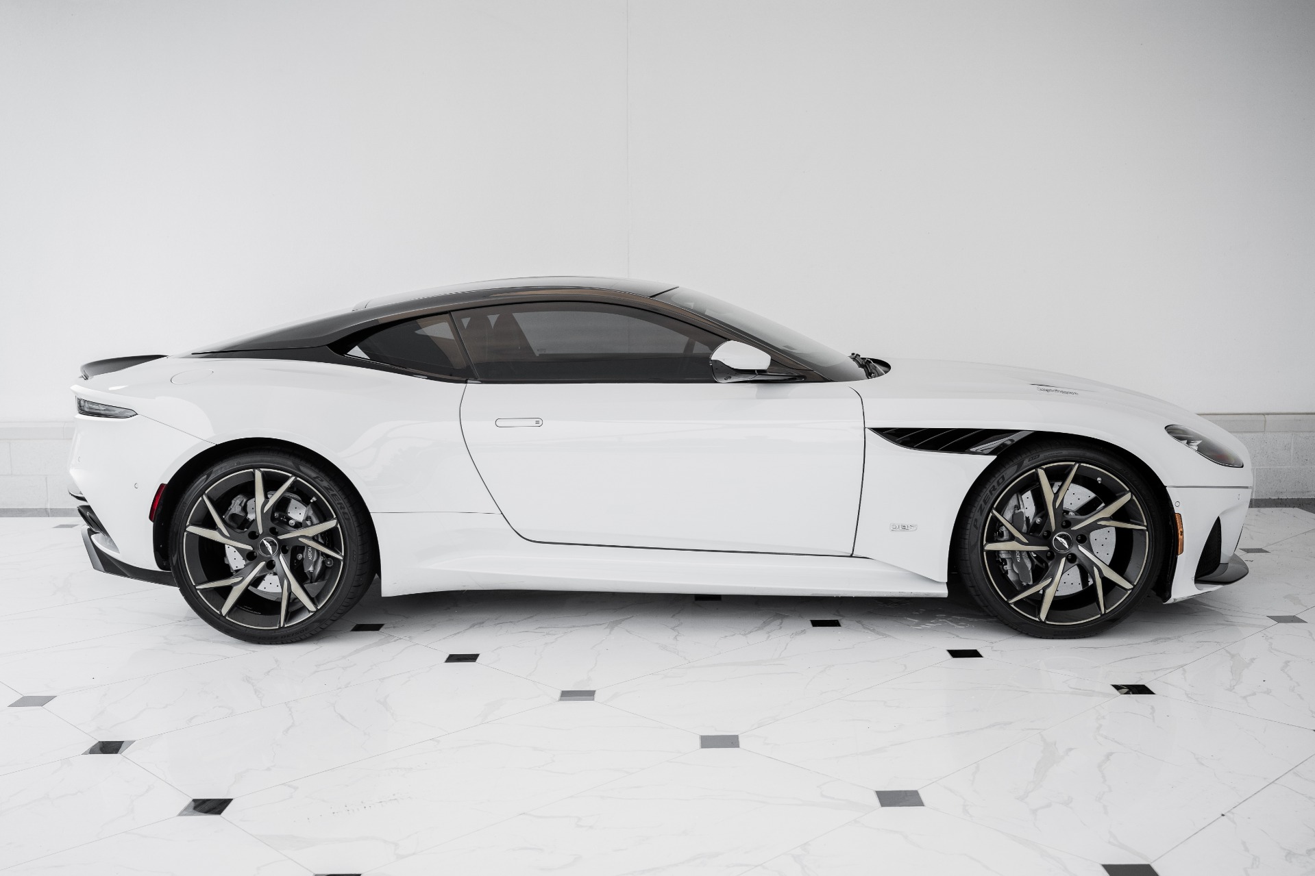 Used 2019 Aston Martin DBS Superleggera | St. Petersburg, FL