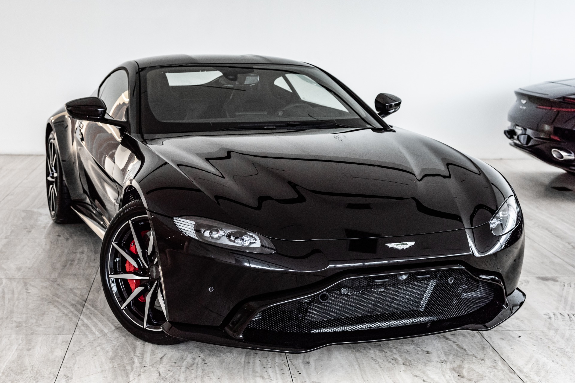 New 2019 Aston Martin Vantage | Vienna, VA