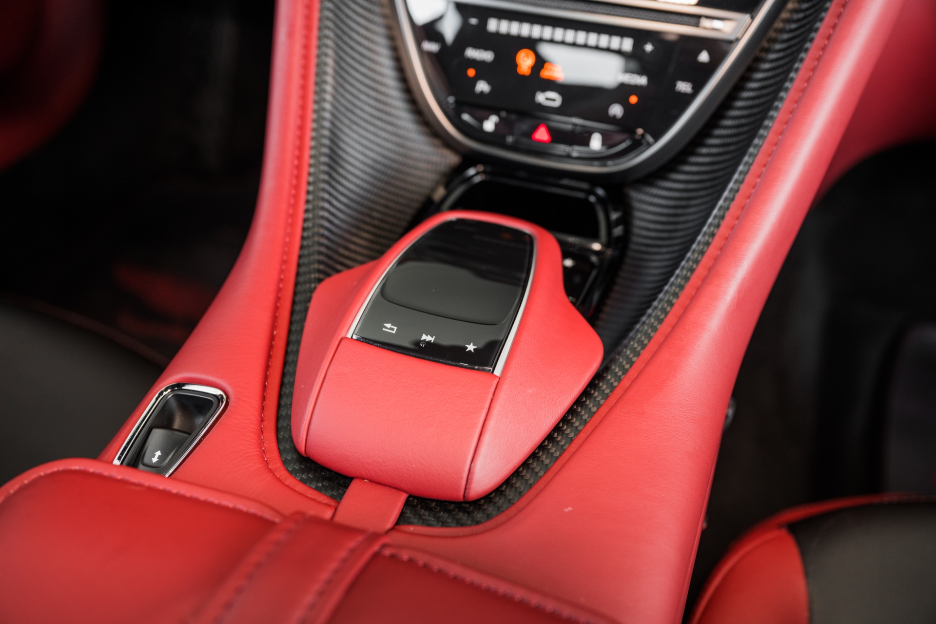 New 2019 Aston Martin DBS Superleggera | St. Petersburg, FL