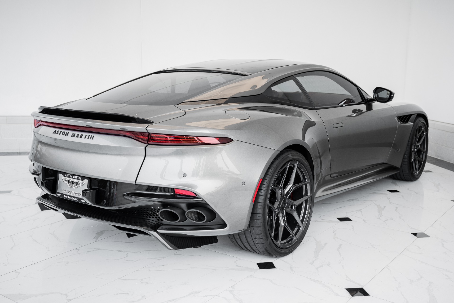 New 2019 Aston Martin DBS Superleggera | St. Petersburg, FL