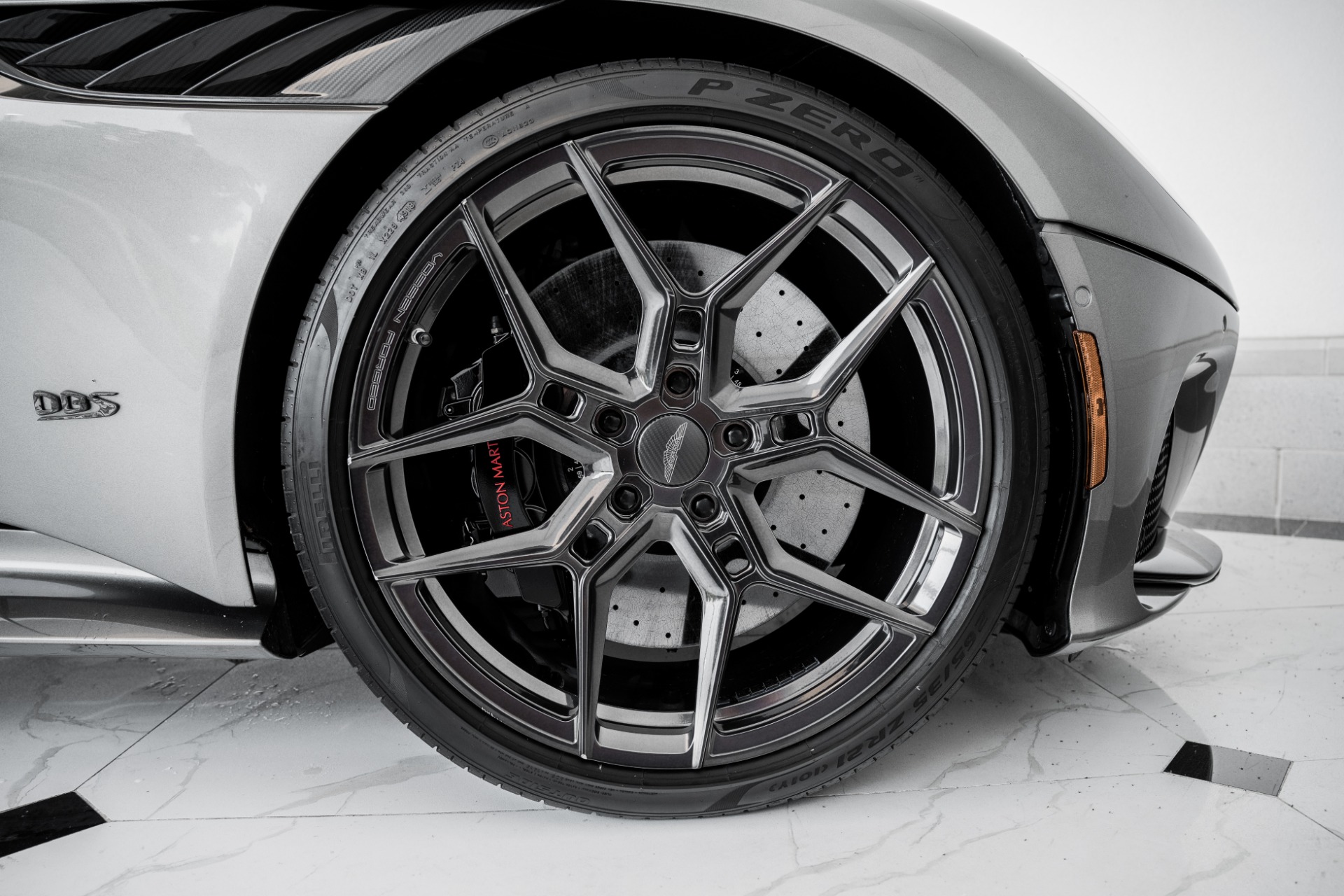 New 2019 Aston Martin DBS Superleggera | St. Petersburg, FL