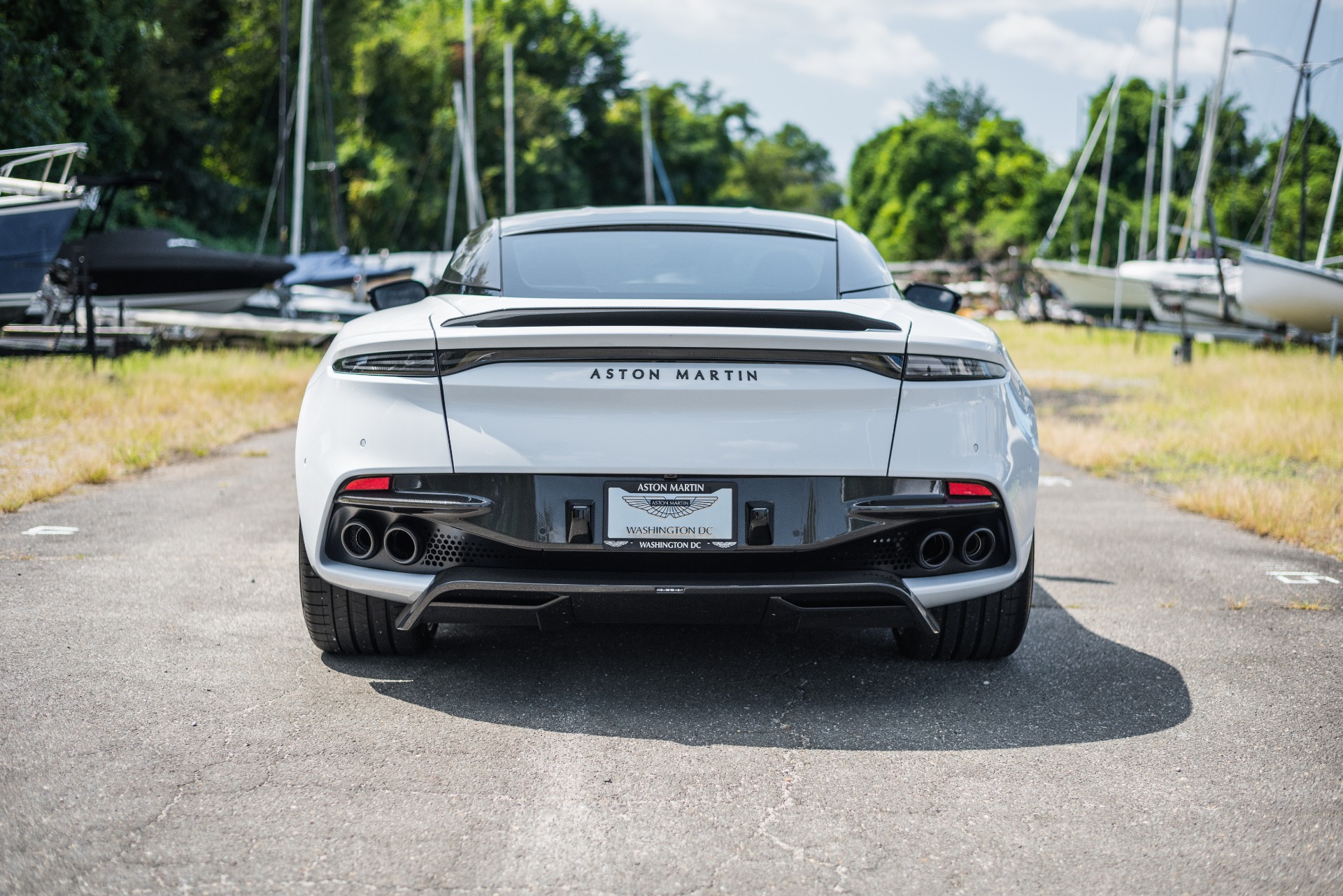 Aston Martin DBS Tuning
