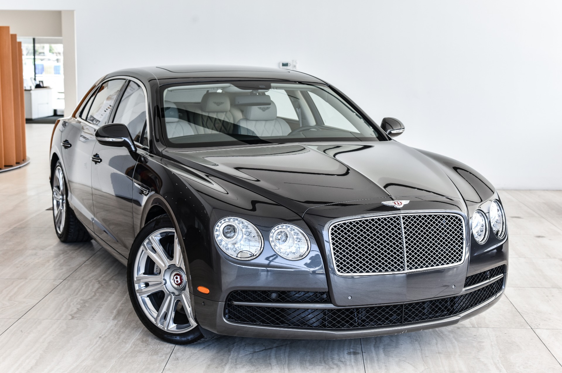 Used 2015 Bentley Flying Spur V8 | Vienna, VA