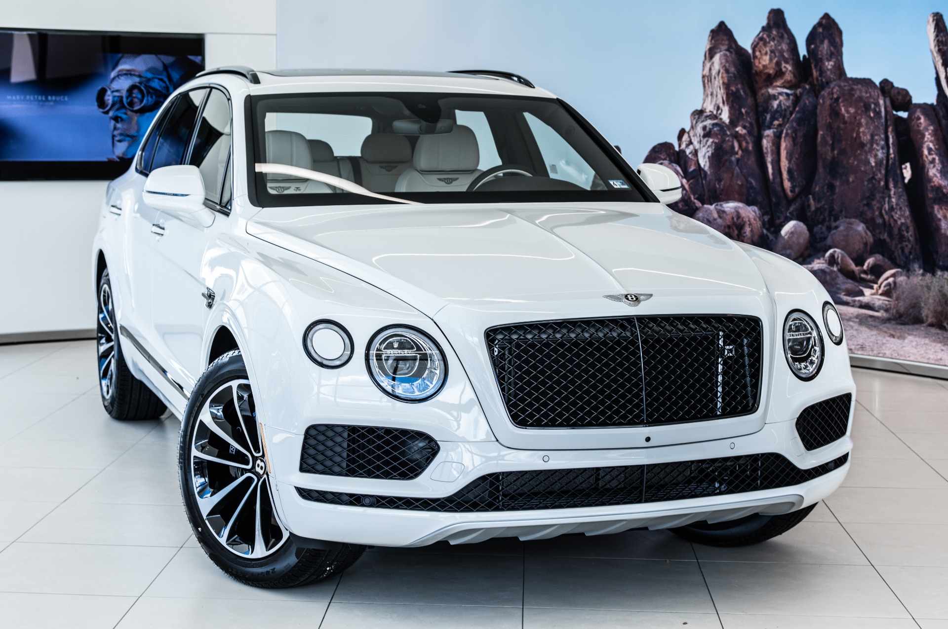 New 2019 Bentley Bentayga V8 | Vienna, VA
