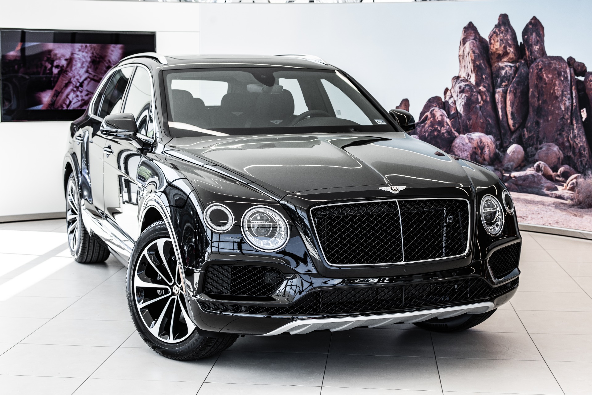 New 2019 Bentley Bentayga V8 | Vienna, VA