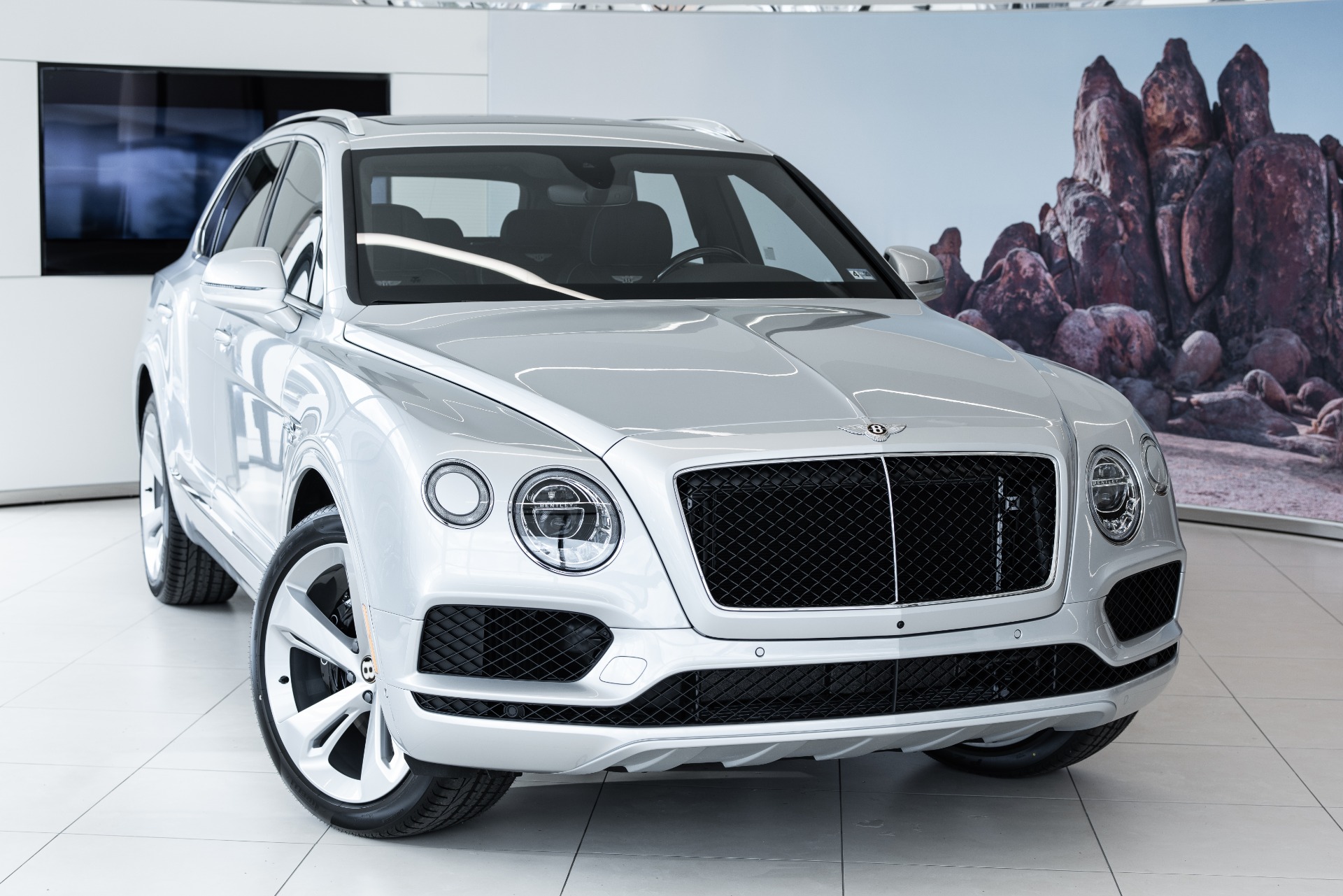 New 2019 Bentley Bentayga V8 | Vienna, VA