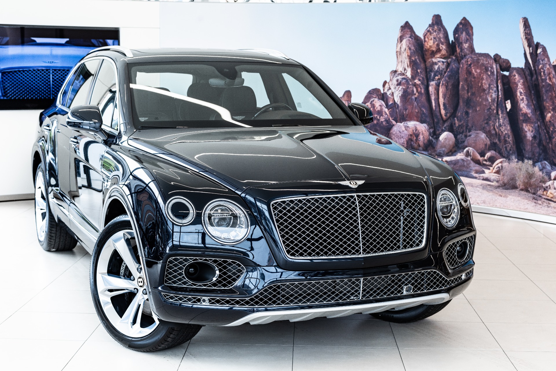 New 2019 Bentley Bentayga V8 | Vienna, VA