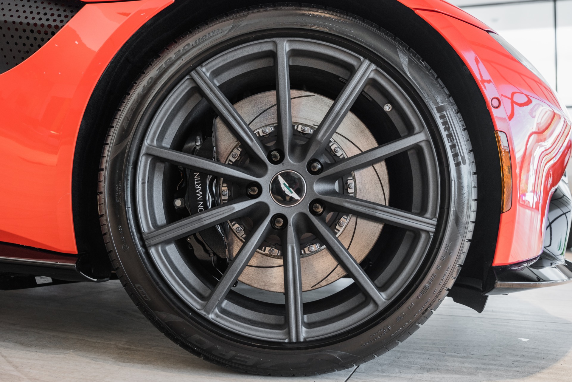 New 2020 Aston Martin VANTAGE | St. Petersburg, FL