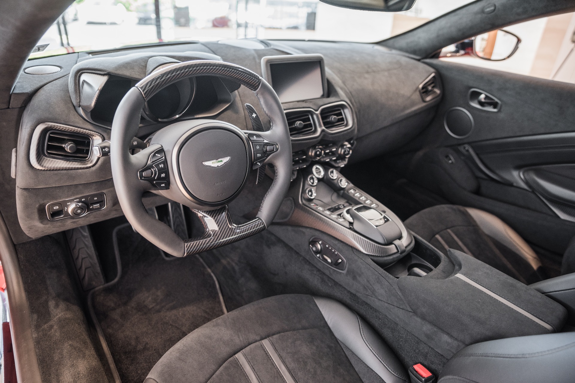 New 2020 Aston Martin VANTAGE | St. Petersburg, FL