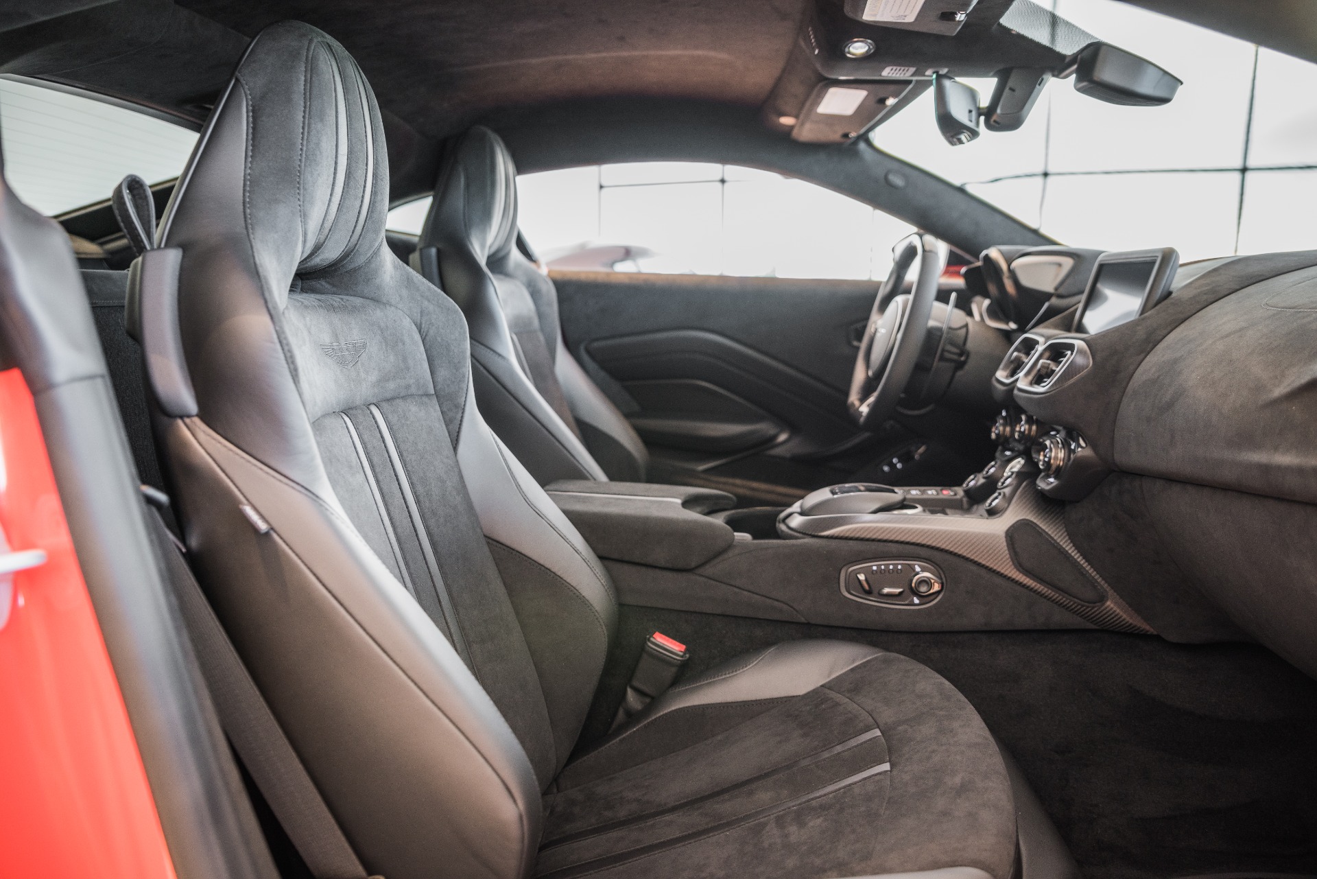 New 2020 Aston Martin VANTAGE | St. Petersburg, FL