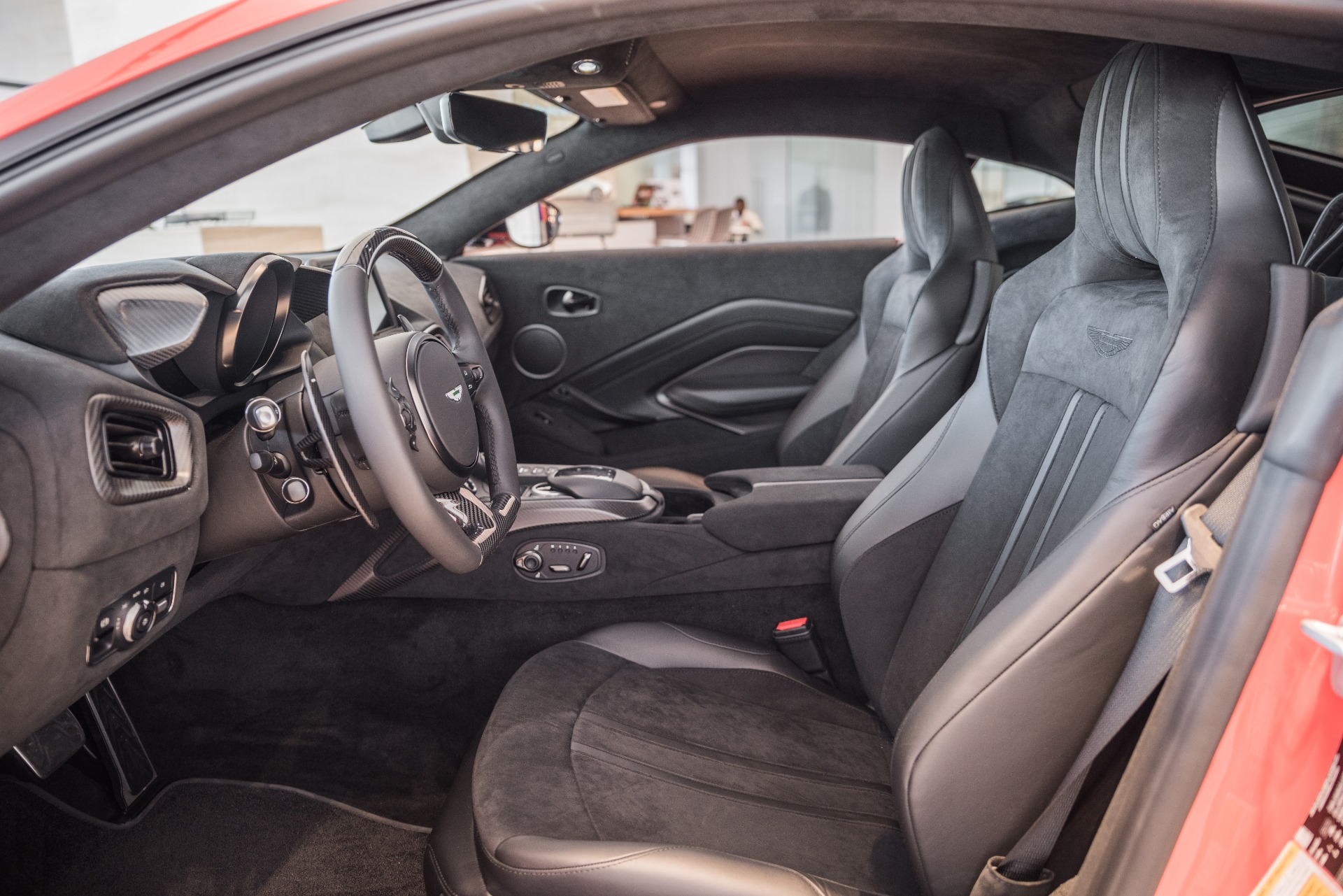 New 2020 Aston Martin VANTAGE | St. Petersburg, FL