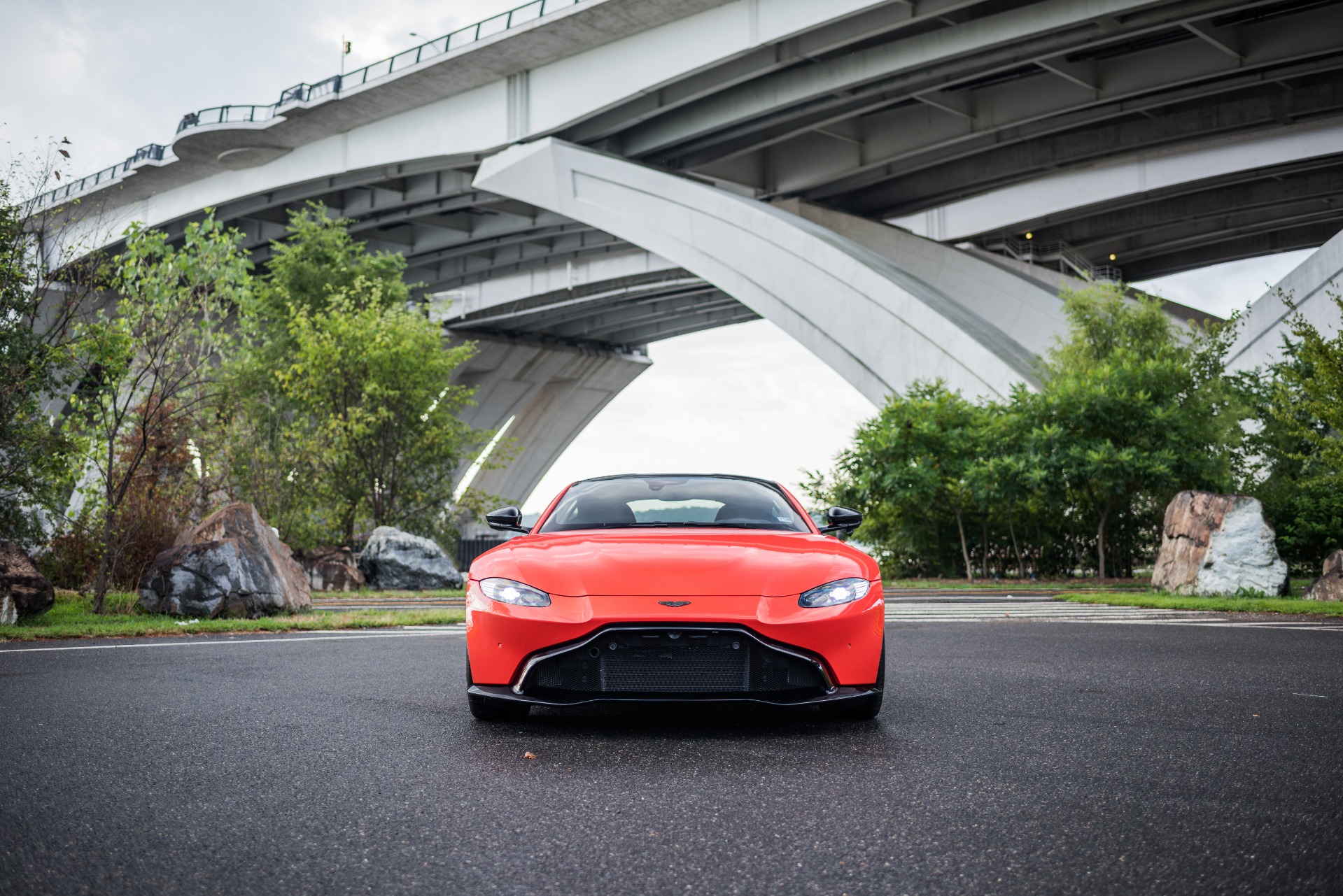 New 2020 Aston Martin VANTAGE | St. Petersburg, FL