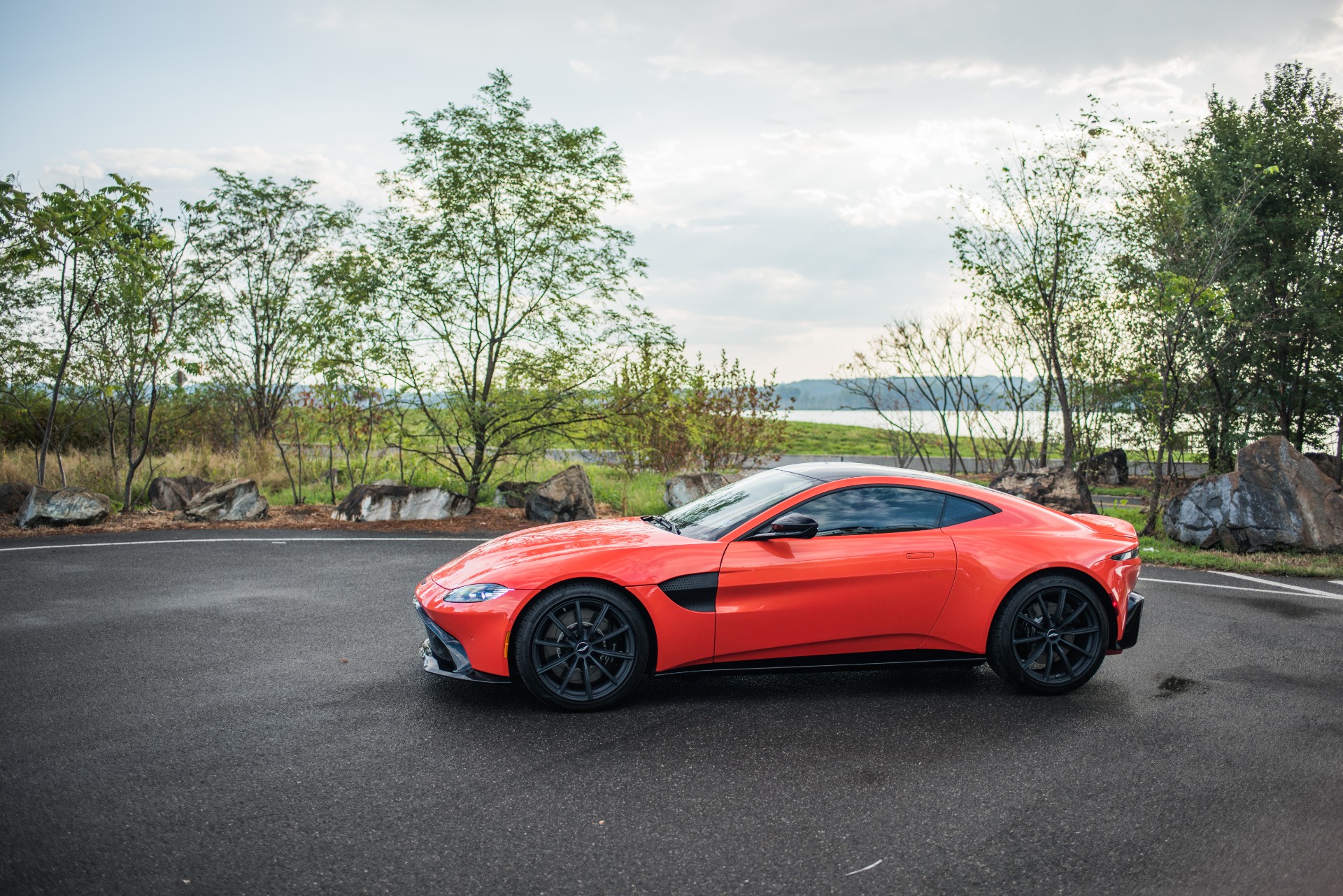 New 2020 Aston Martin VANTAGE | St. Petersburg, FL