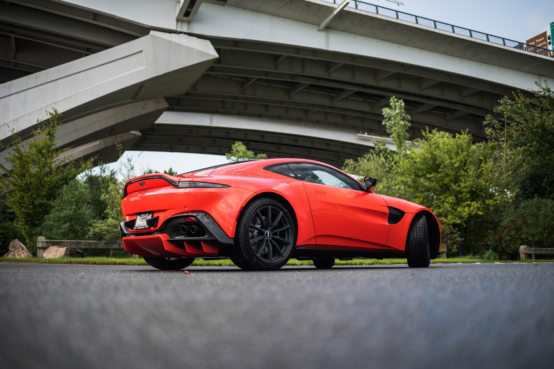 New 2020 Aston Martin VANTAGE | St. Petersburg, FL