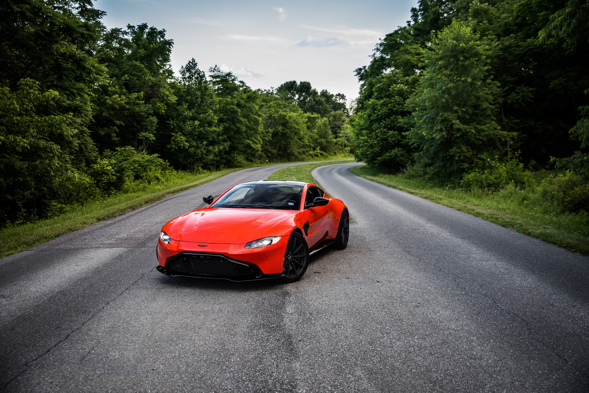 New 2020 Aston Martin VANTAGE | St. Petersburg, FL
