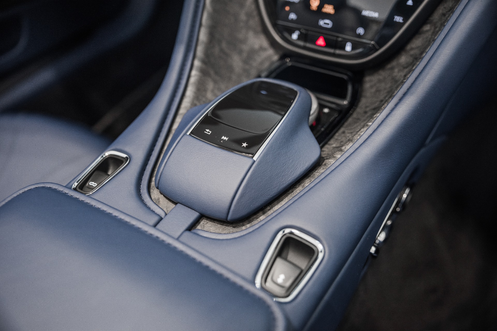 New 2020 Aston Martin DB11 Volante | St. Petersburg, FL