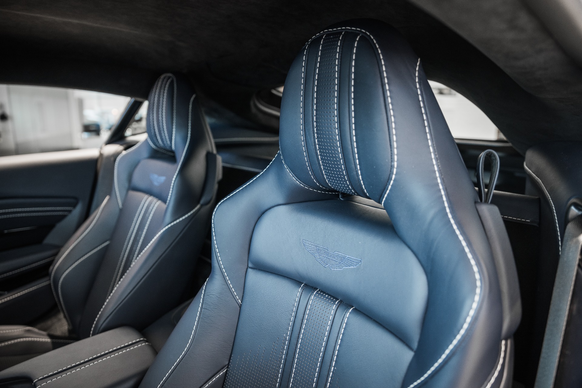 New 2020 Aston Martin VANTAGE | St. Petersburg, FL