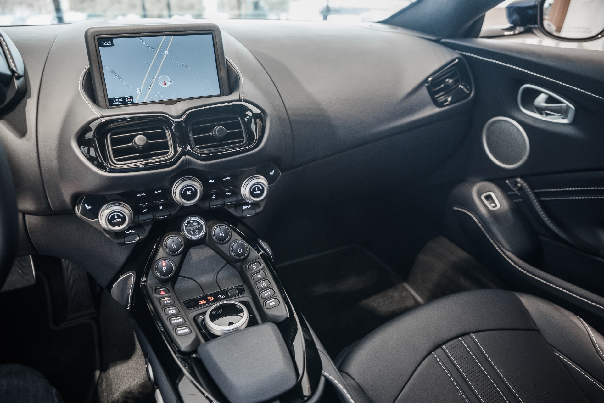 New 2020 Aston Martin VANTAGE | St. Petersburg, FL