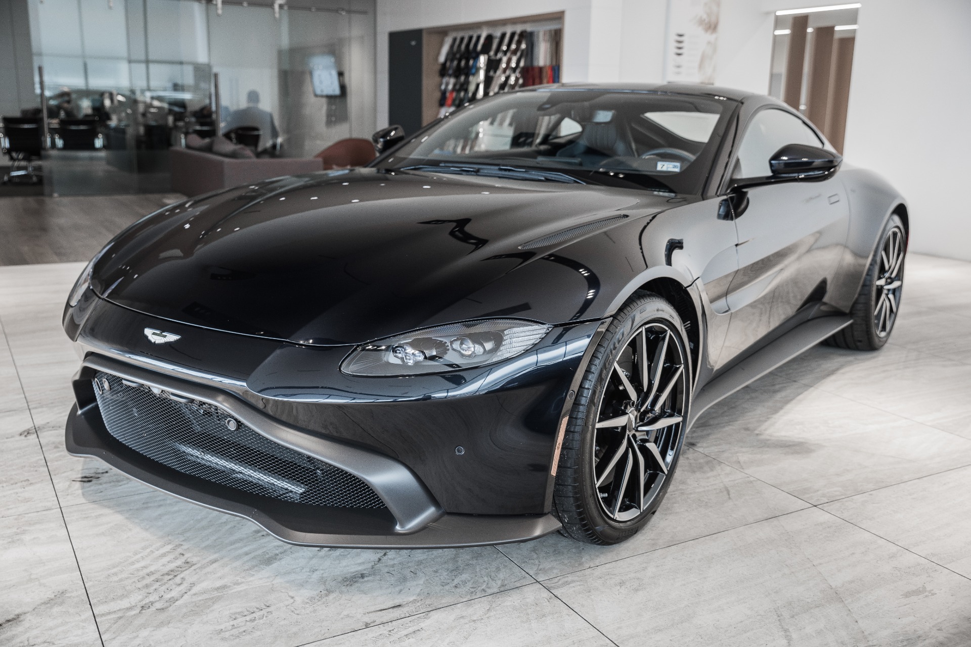 New 2020 Aston Martin VANTAGE | St. Petersburg, FL