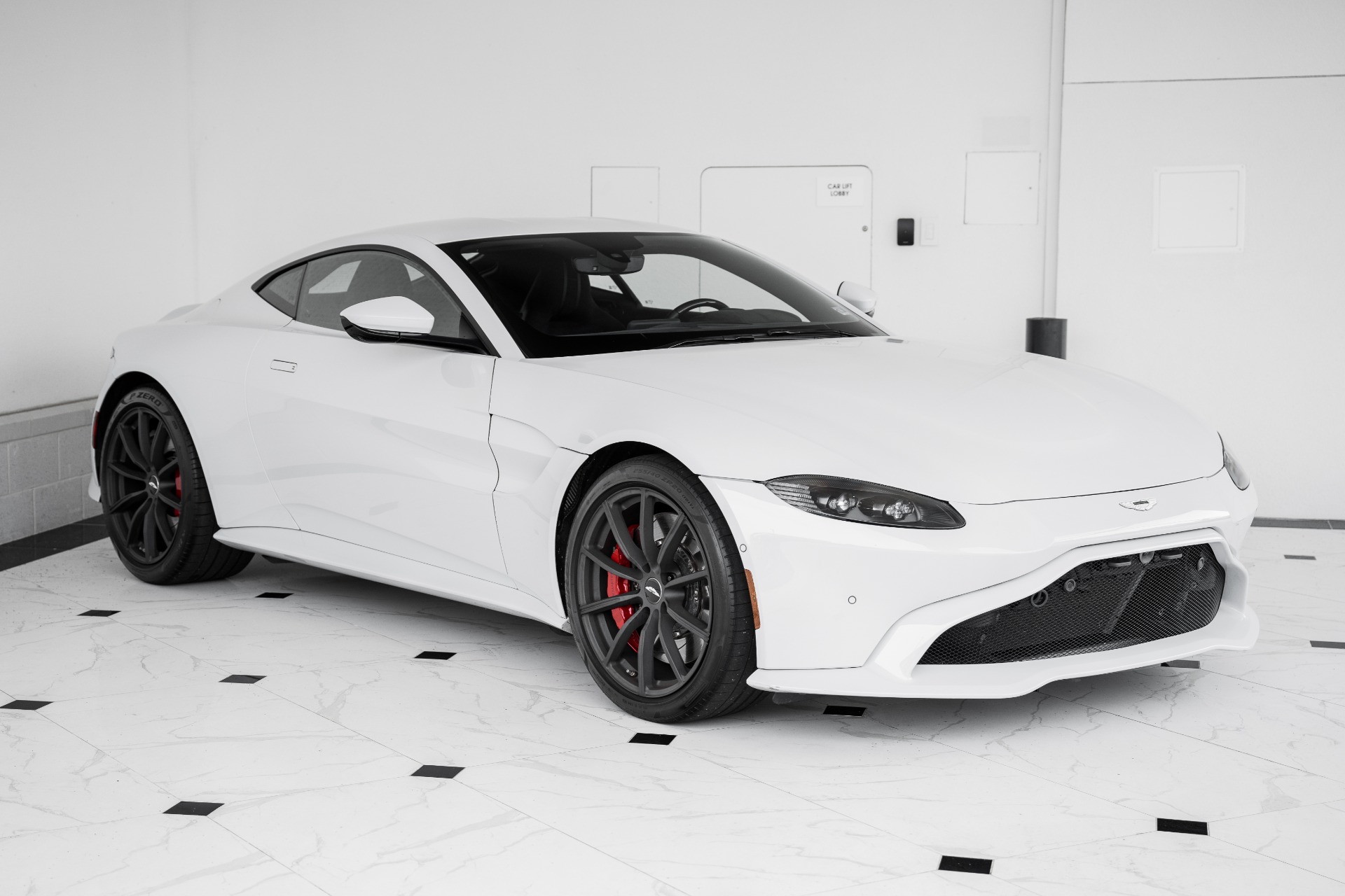 New 2020 Aston Martin VANTAGE | Vienna, VA