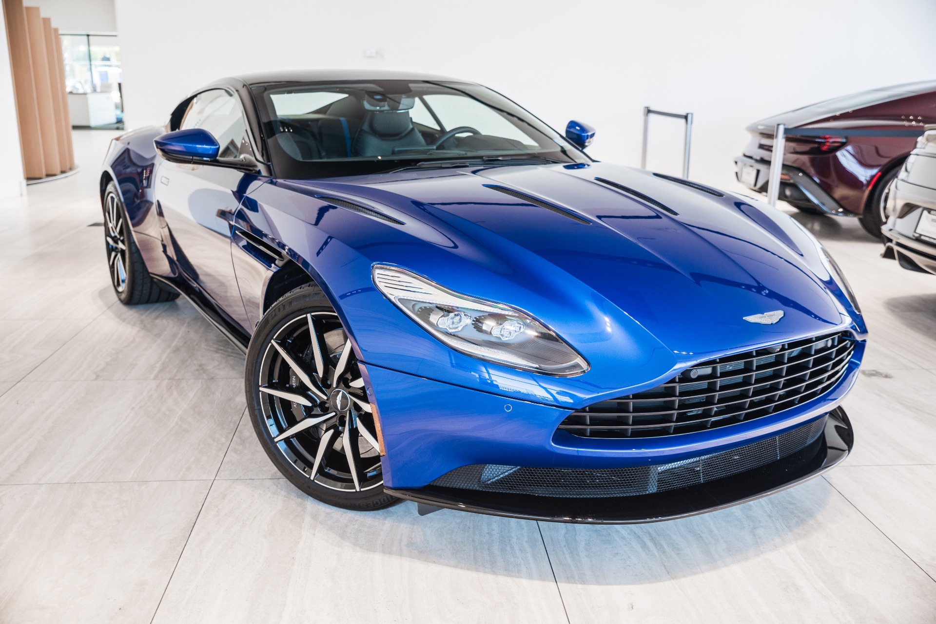 Used 2018 Aston Martin DB11 V12 | Vienna, VA
