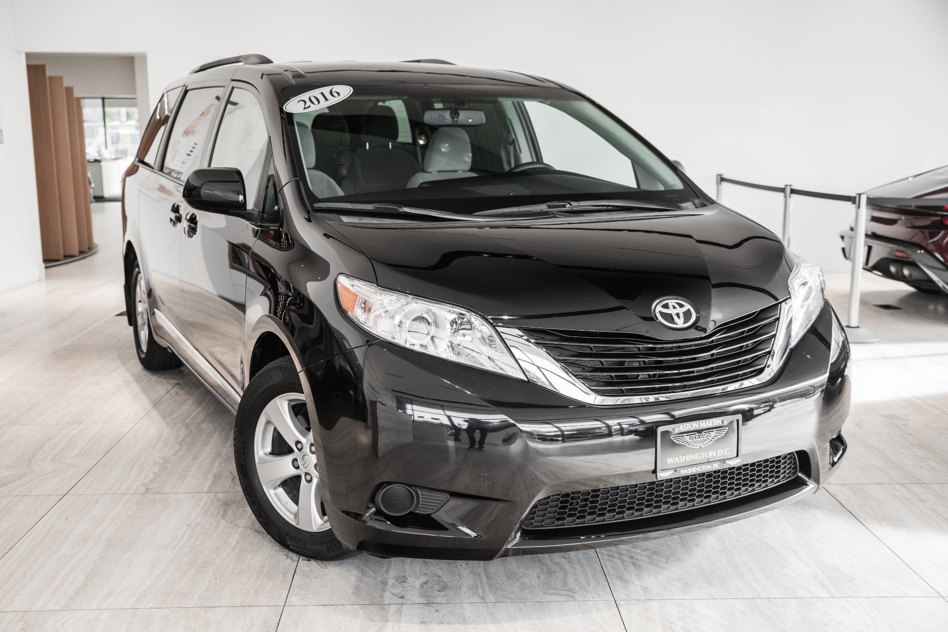 Used 2016 Toyota Sienna | Vienna, VA