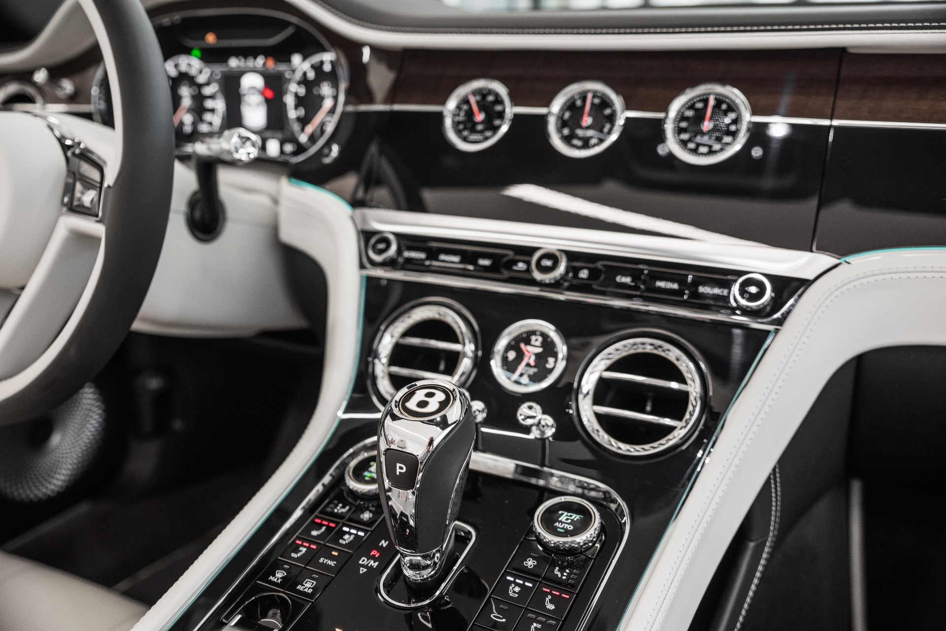 New 2020 Bentley Continental GT V8 | St. Petersburg, FL