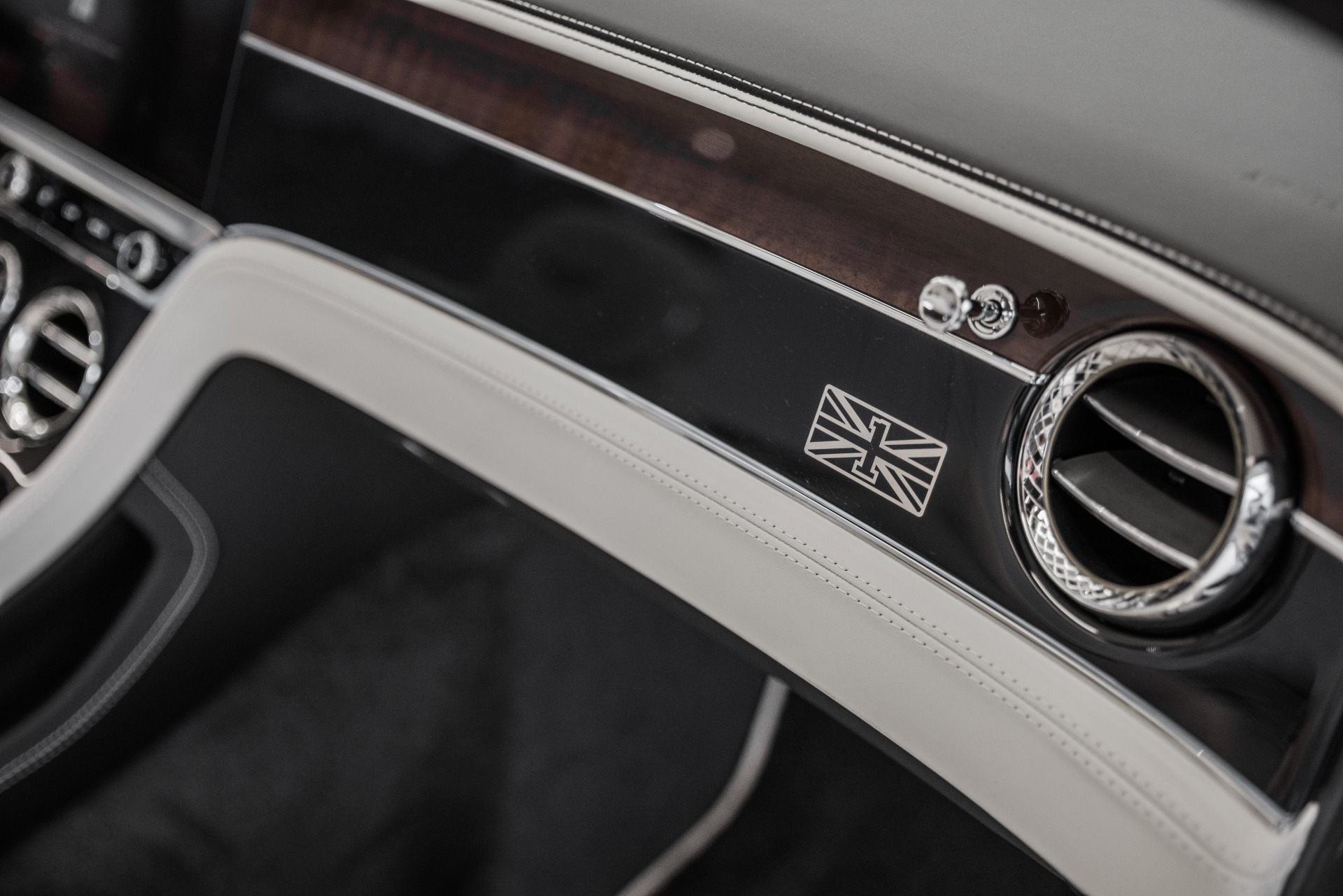 New 2020 Bentley Continental GT V8 | St. Petersburg, FL