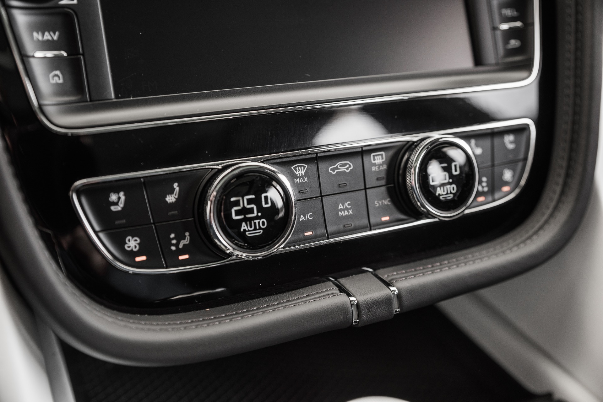 New 2020 Bentley Bentayga V8 | St. Petersburg, FL