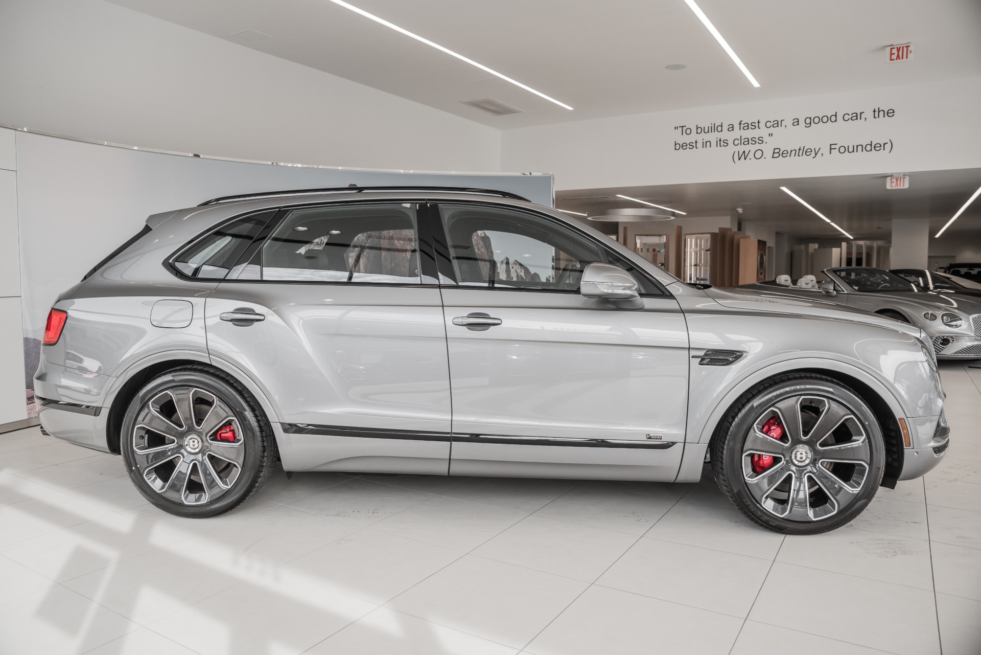 New 2020 Bentley Bentayga V8 | St. Petersburg, FL