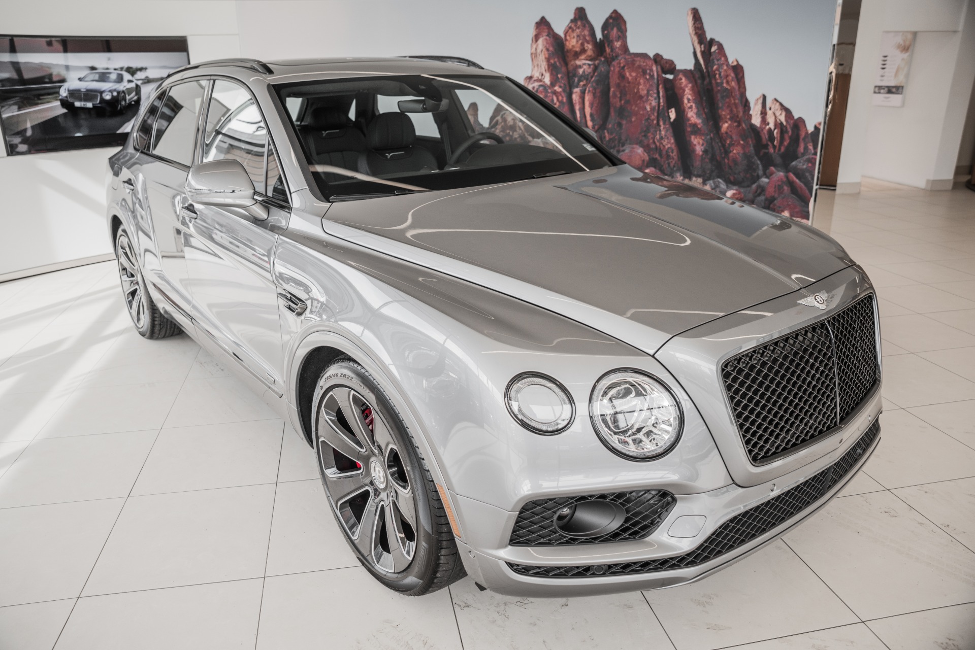 New 2020 Bentley Bentayga V8 | St. Petersburg, FL