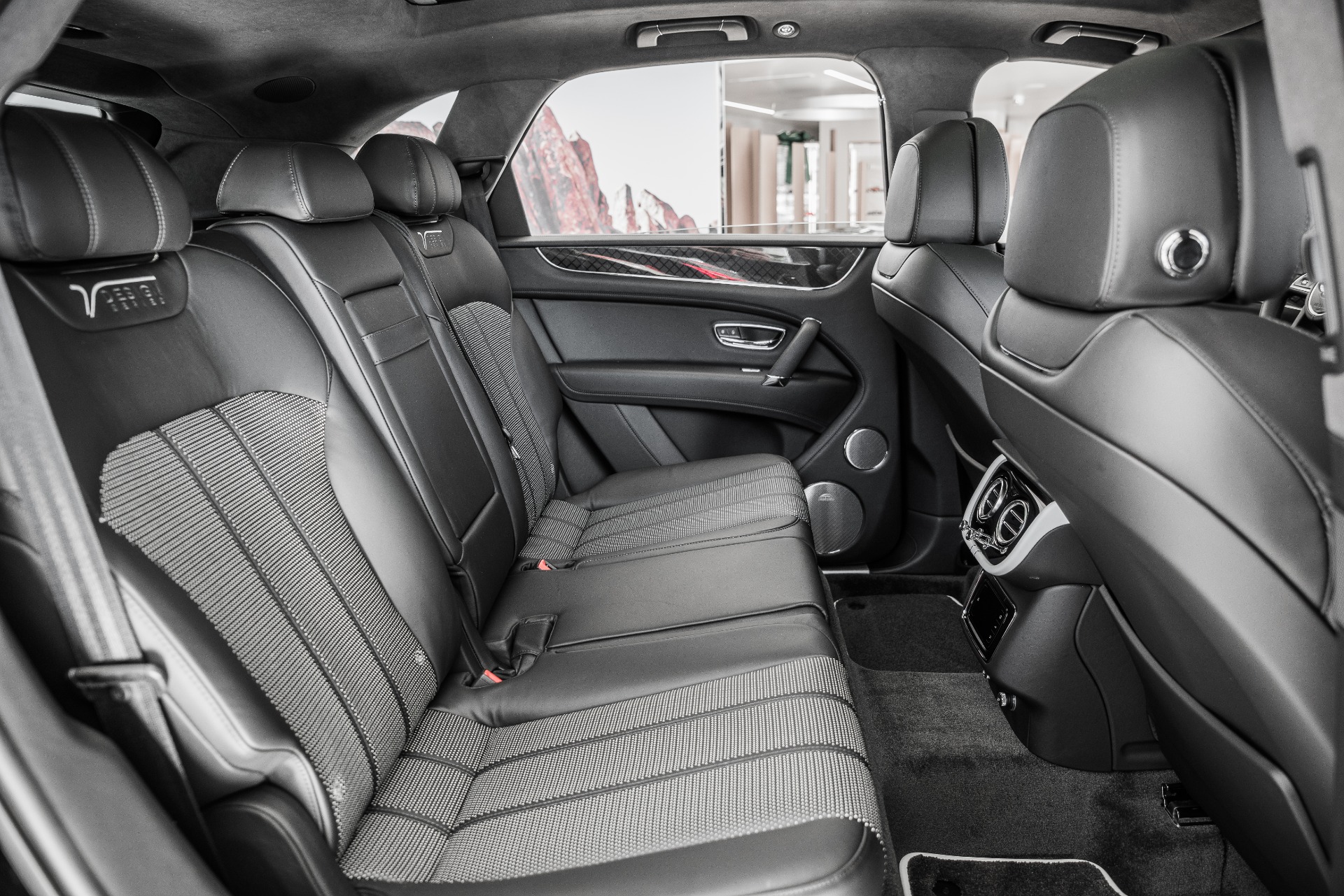 New 2020 Bentley Bentayga V8 | St. Petersburg, FL