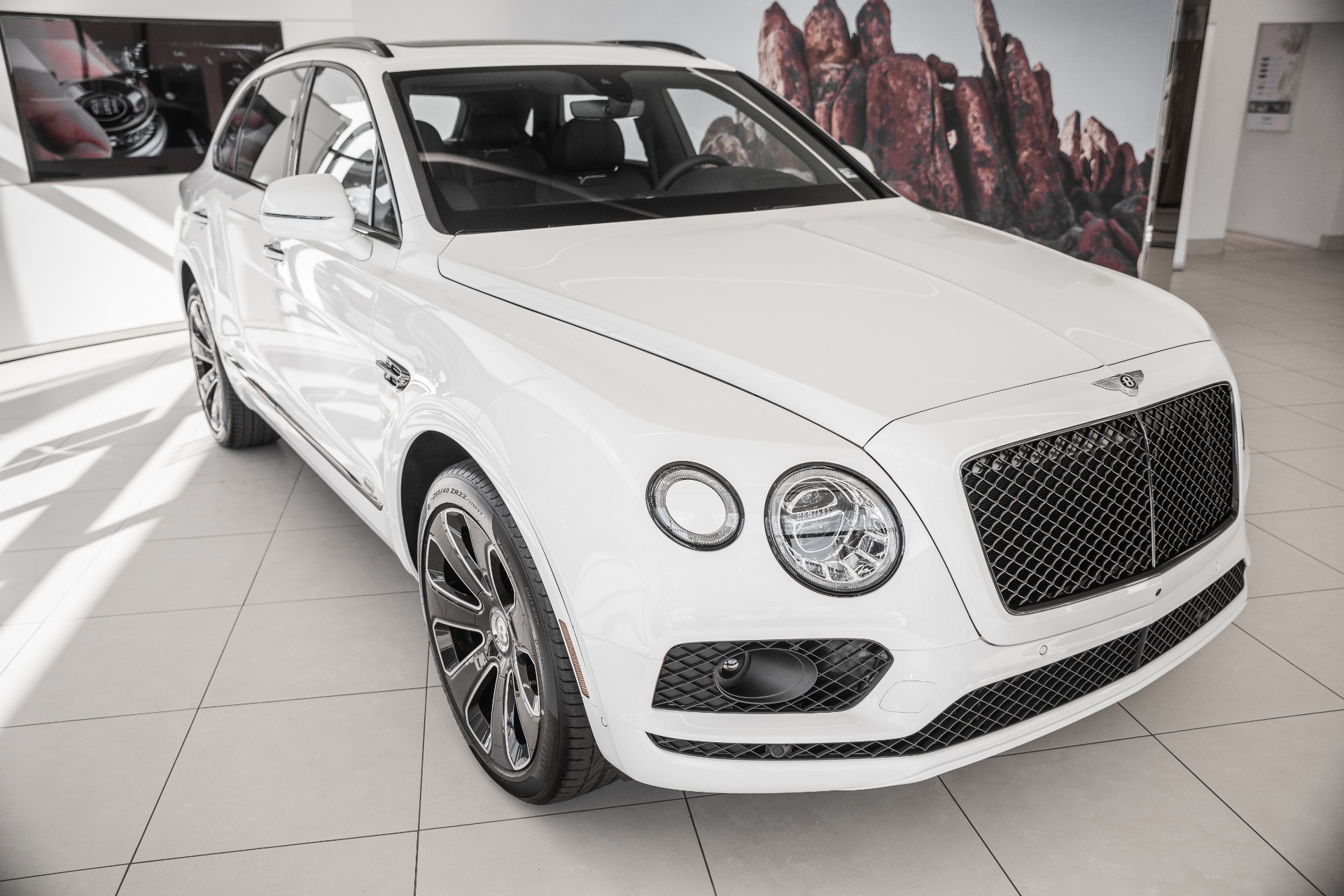 New 2020 Bentley Bentayga V8 | St. Petersburg, FL