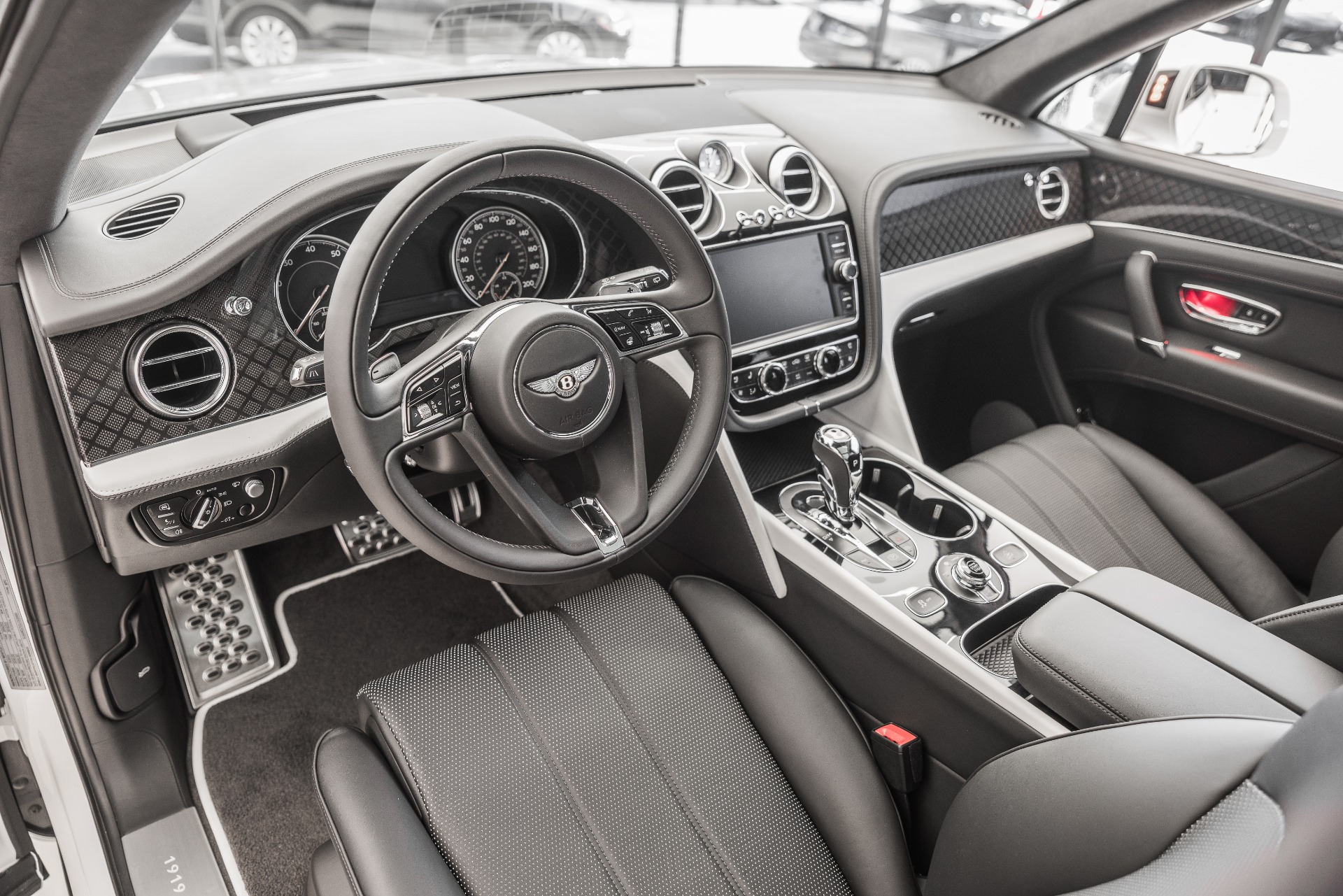 New 2020 Bentley Bentayga V8 | St. Petersburg, FL