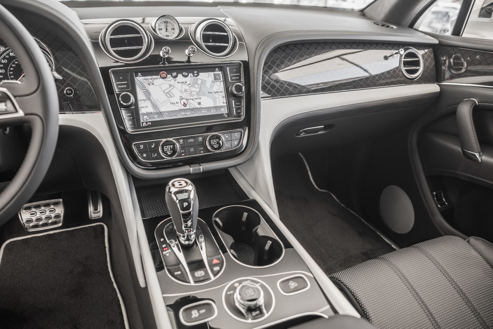 New 2020 Bentley Bentayga V8 | St. Petersburg, FL
