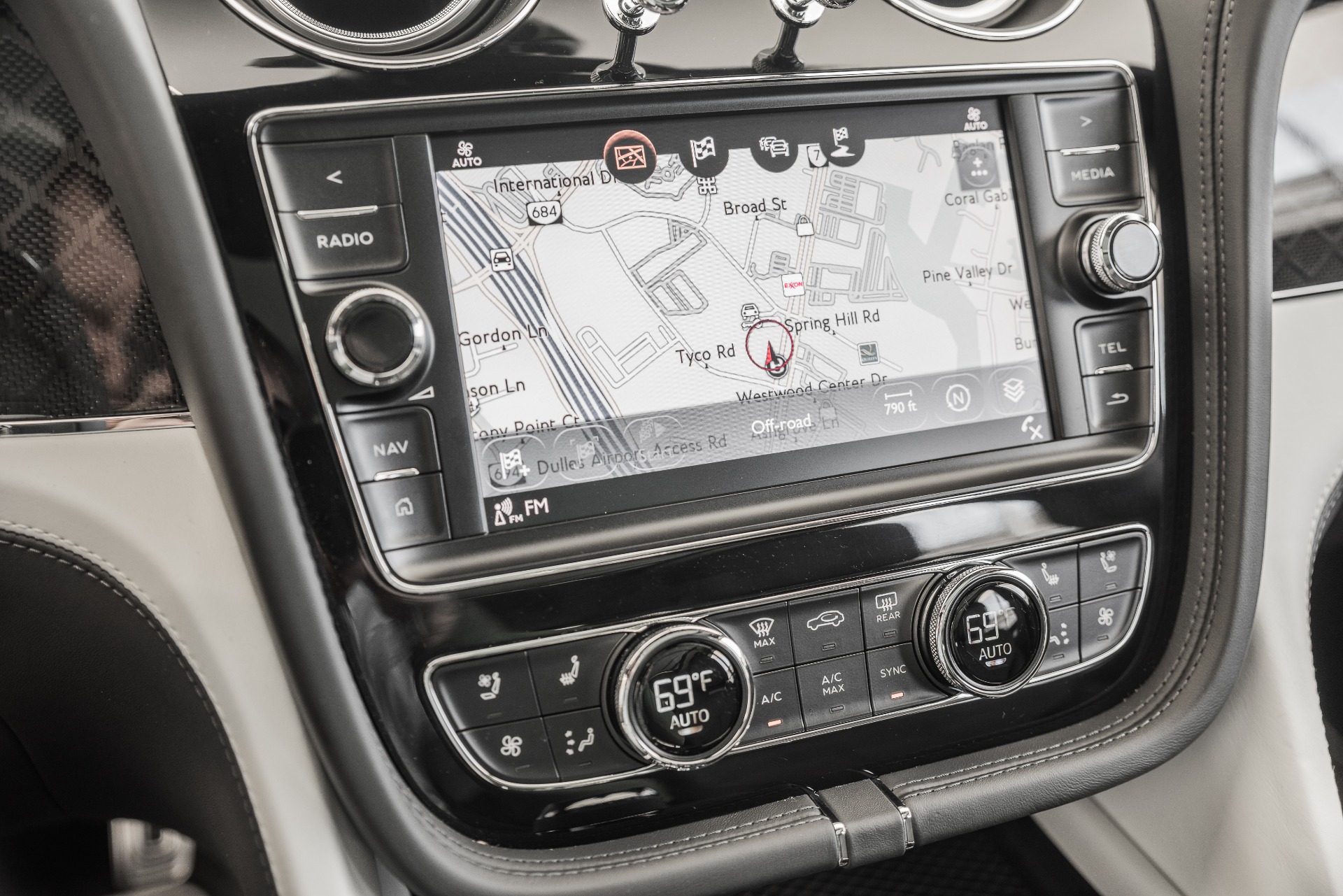 New 2020 Bentley Bentayga V8 | St. Petersburg, FL
