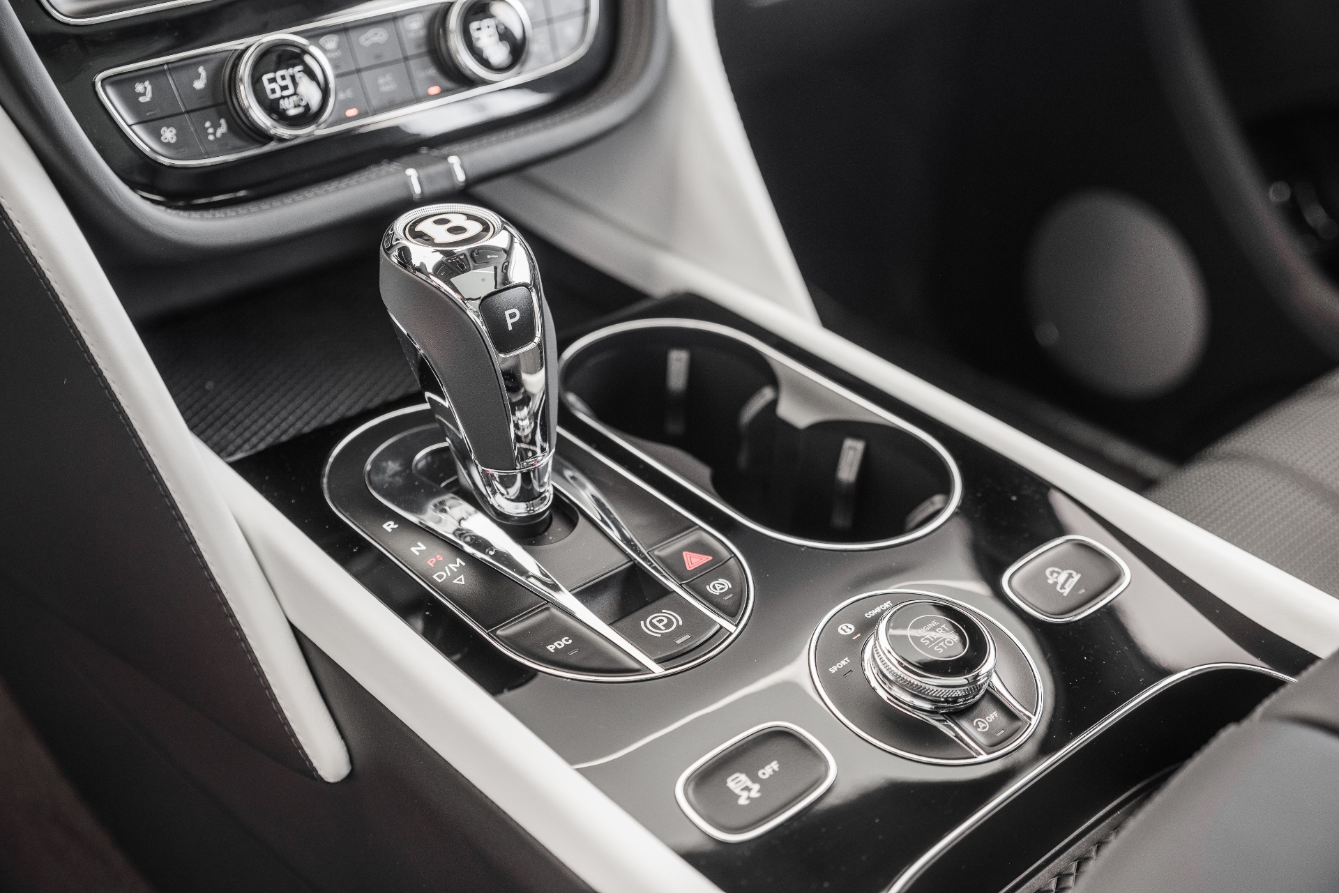 New 2020 Bentley Bentayga V8 | St. Petersburg, FL