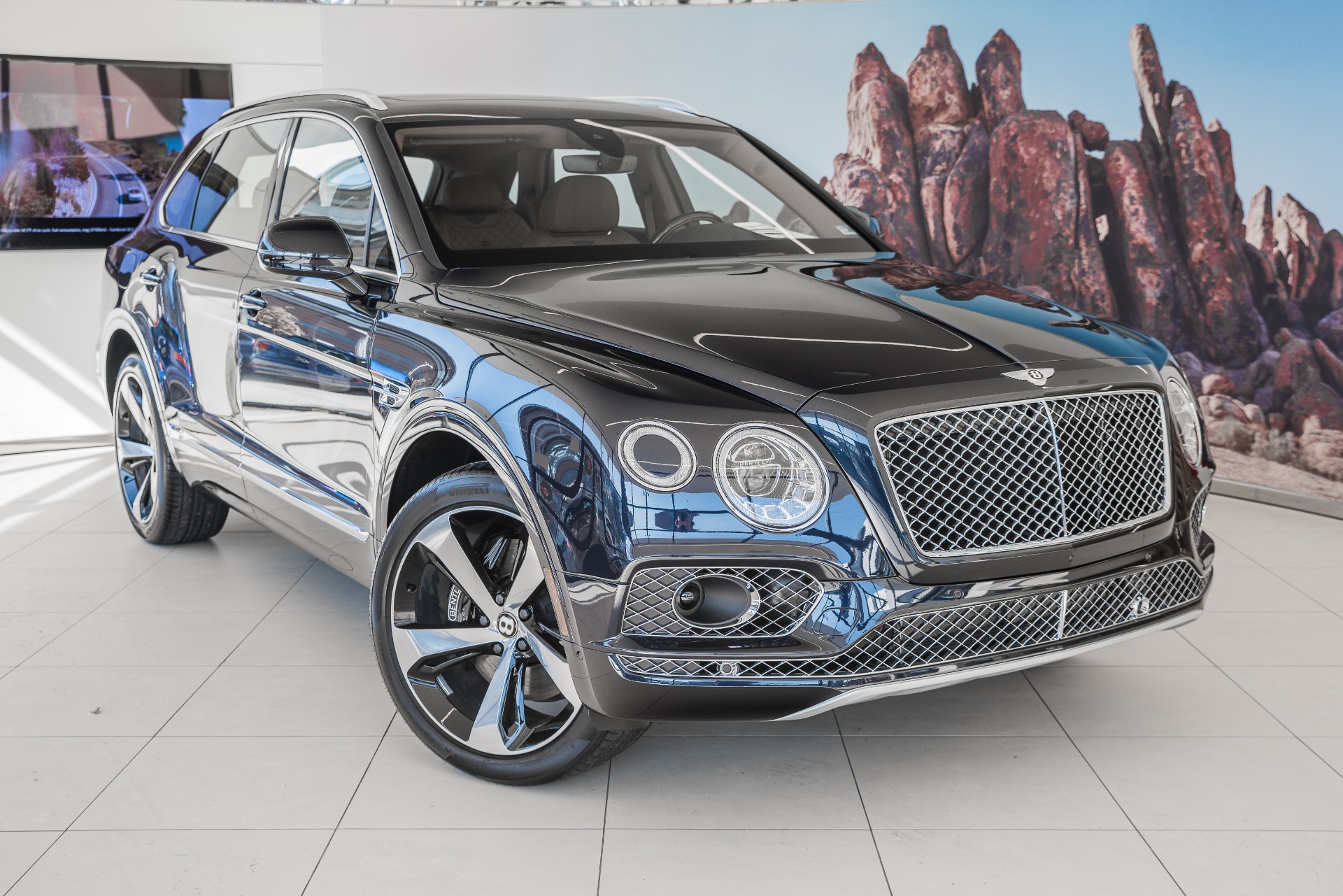 New 2020 Bentley Bentayga V8 | Vienna, VA