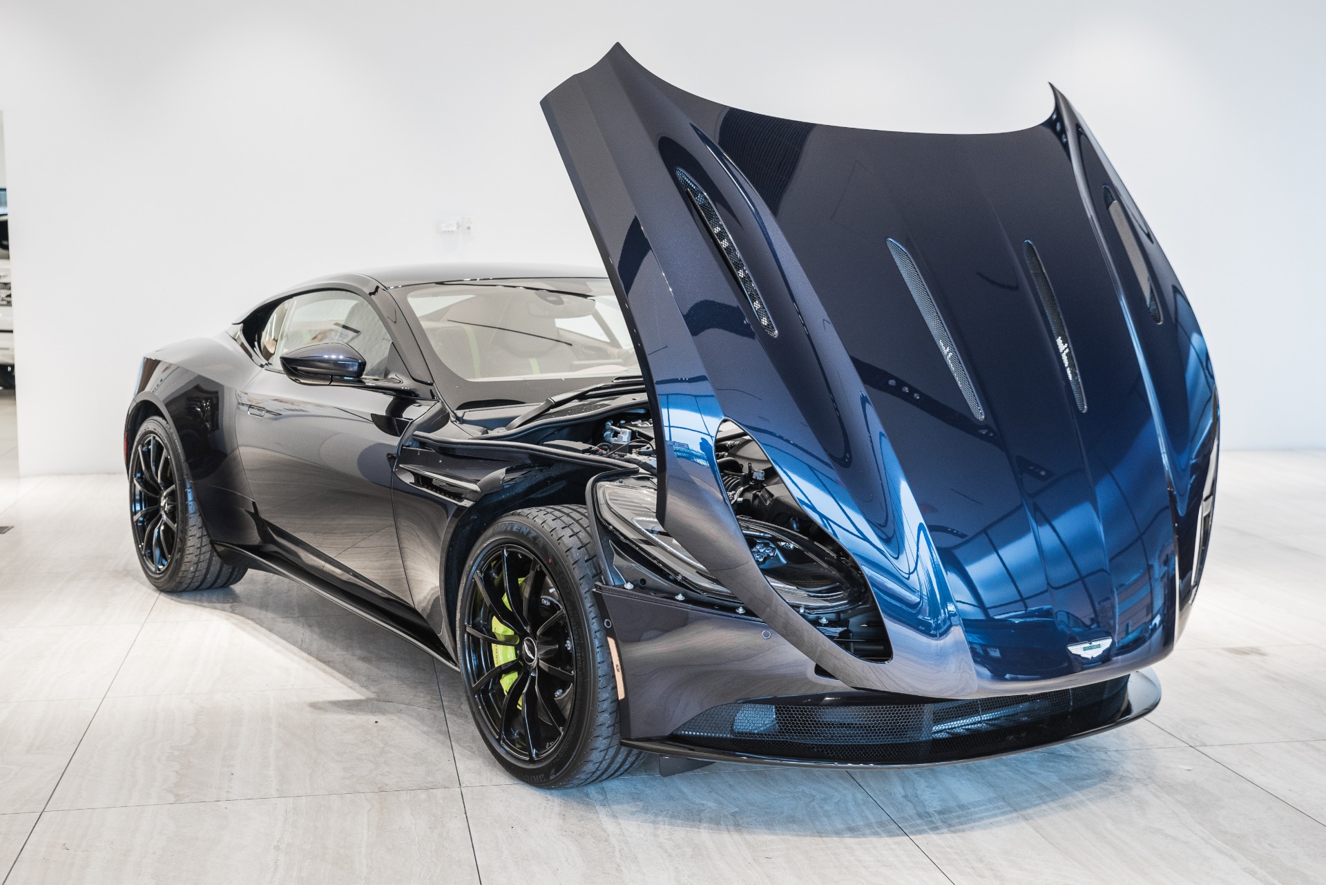 New 2020 Aston Martin DB11 AMR | St. Petersburg, FL