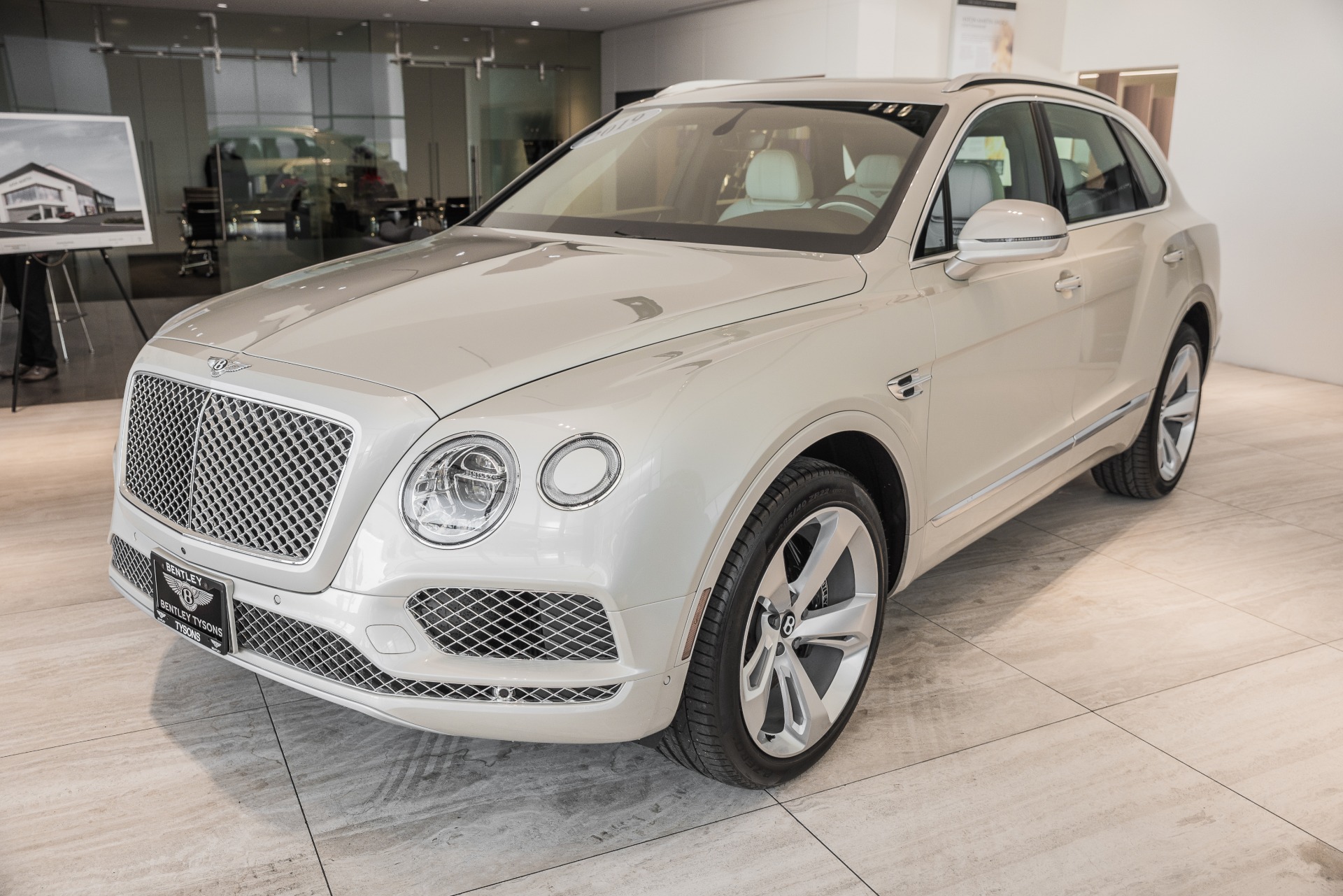 Used 2019 Bentley Bentayga V8 | St. Petersburg, FL
