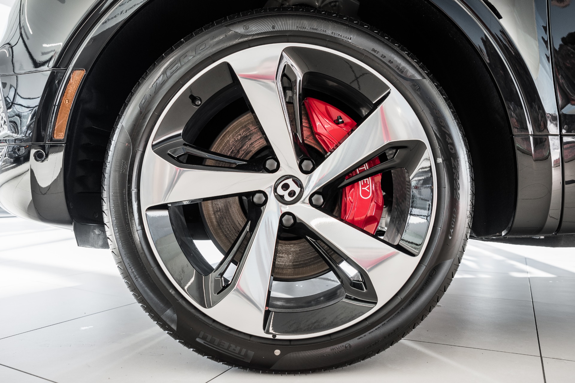 New 2020 Bentley Bentayga V8 | St. Petersburg, FL